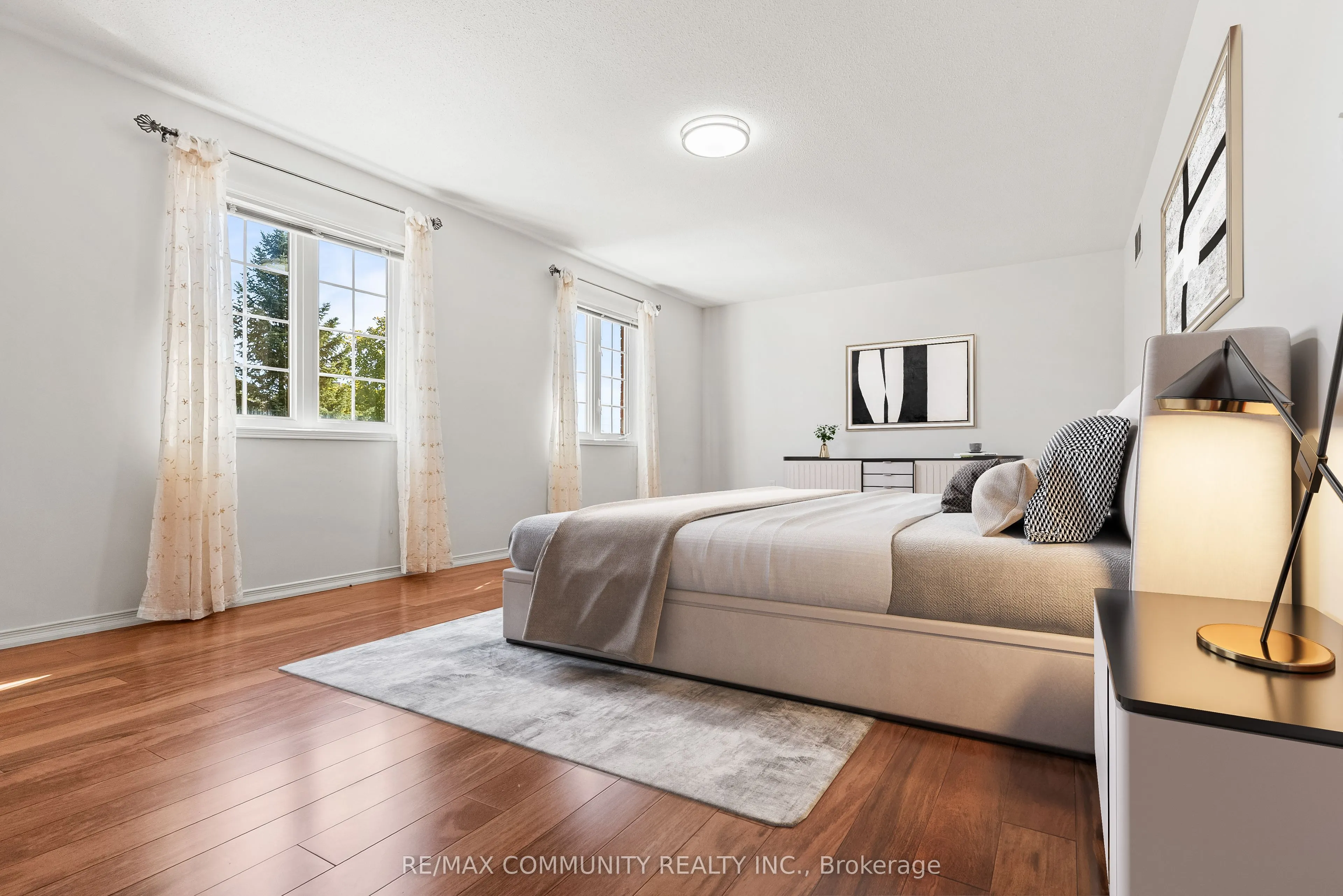 54 Morland Crescent