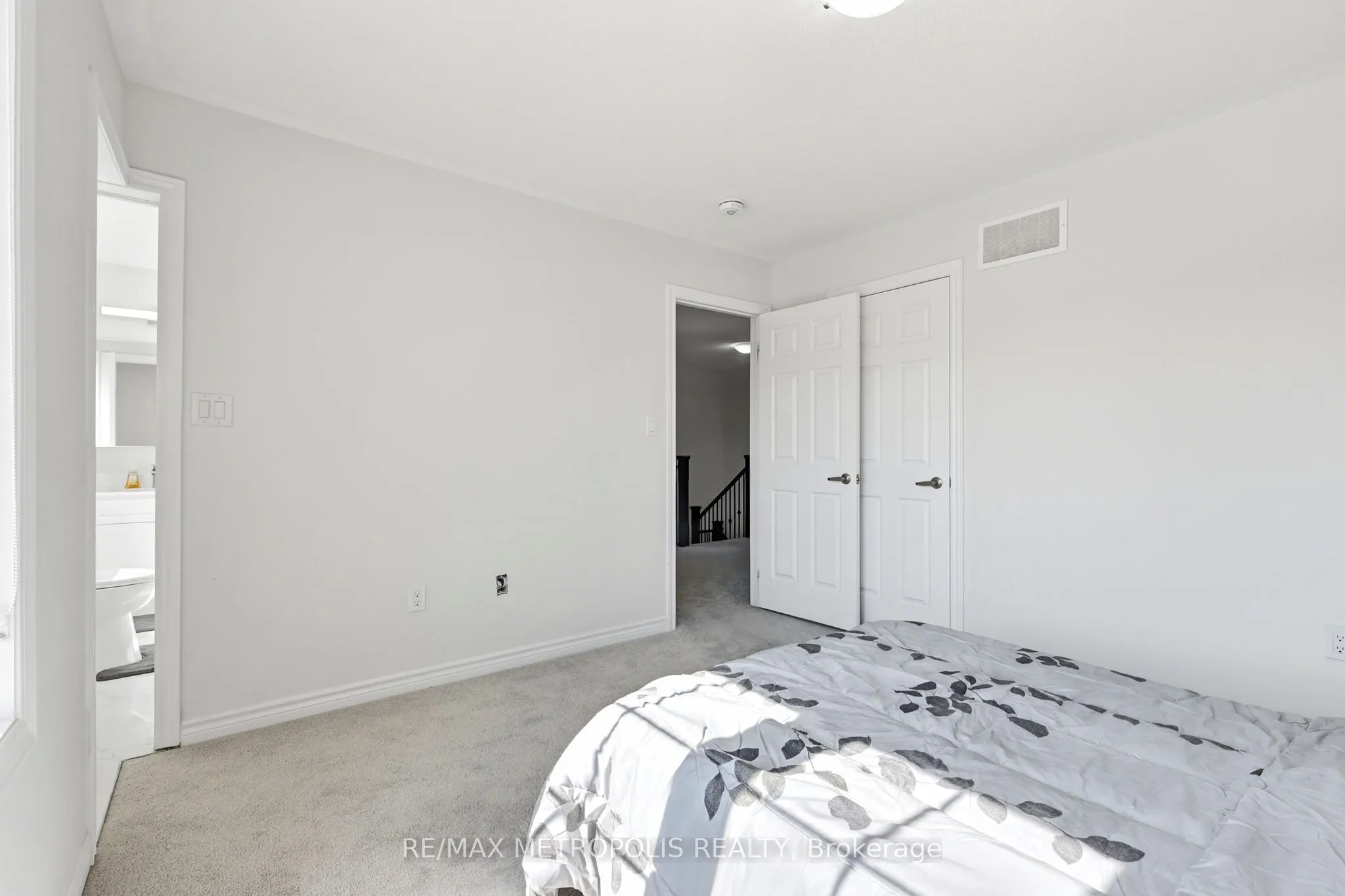 15 Douglas Kemp Crescent