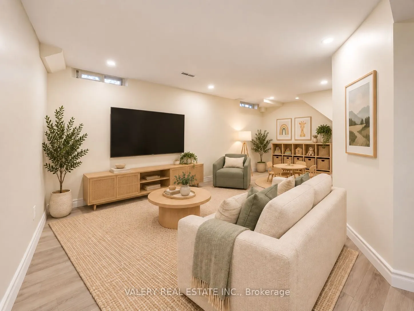 1131 Sandhurst Circle #50