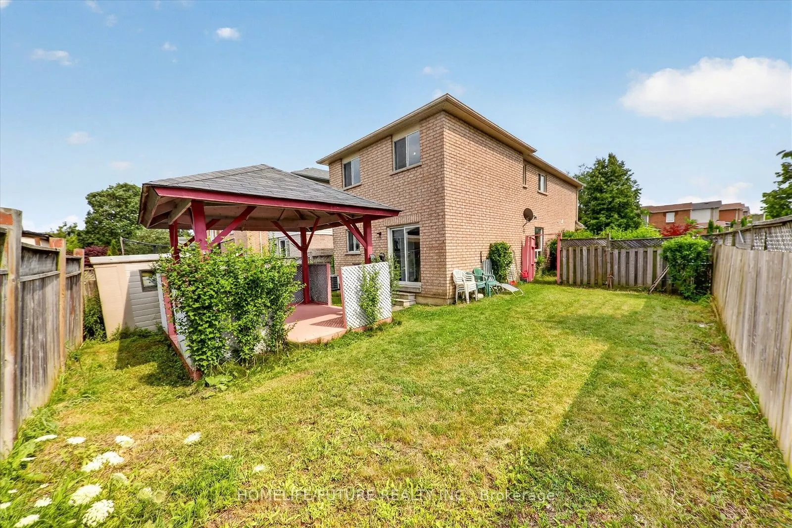 16 Rozell Road