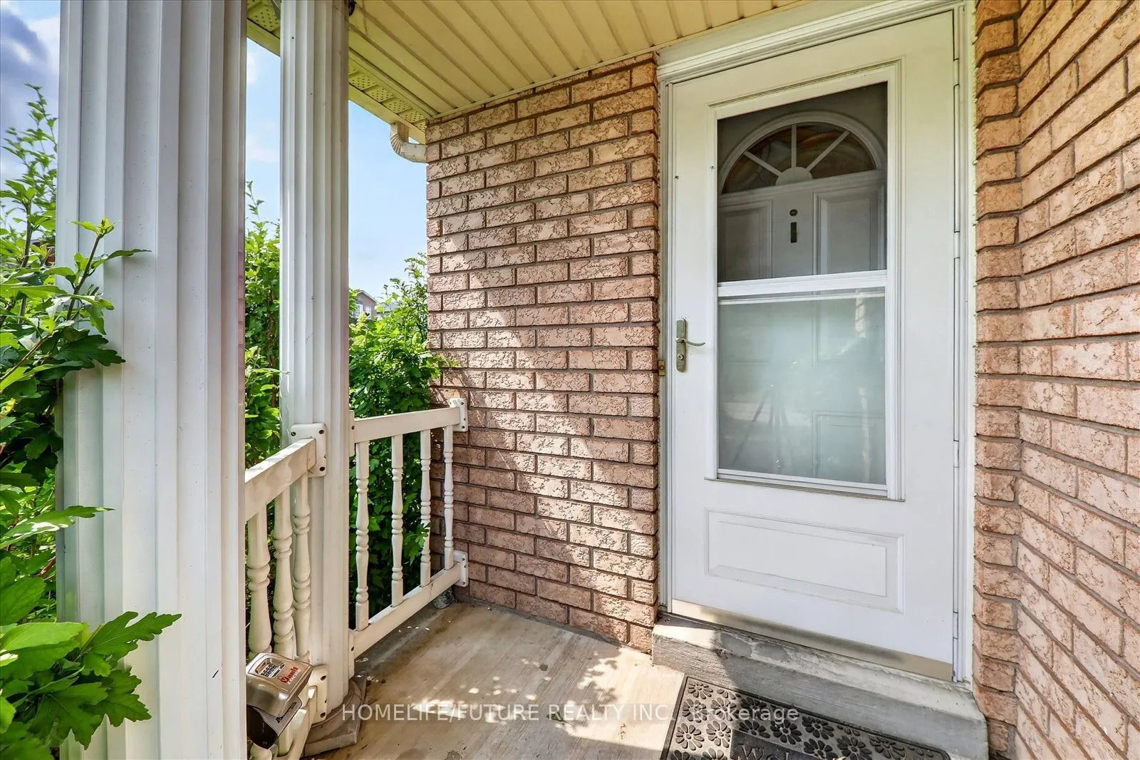 16 Rozell Road