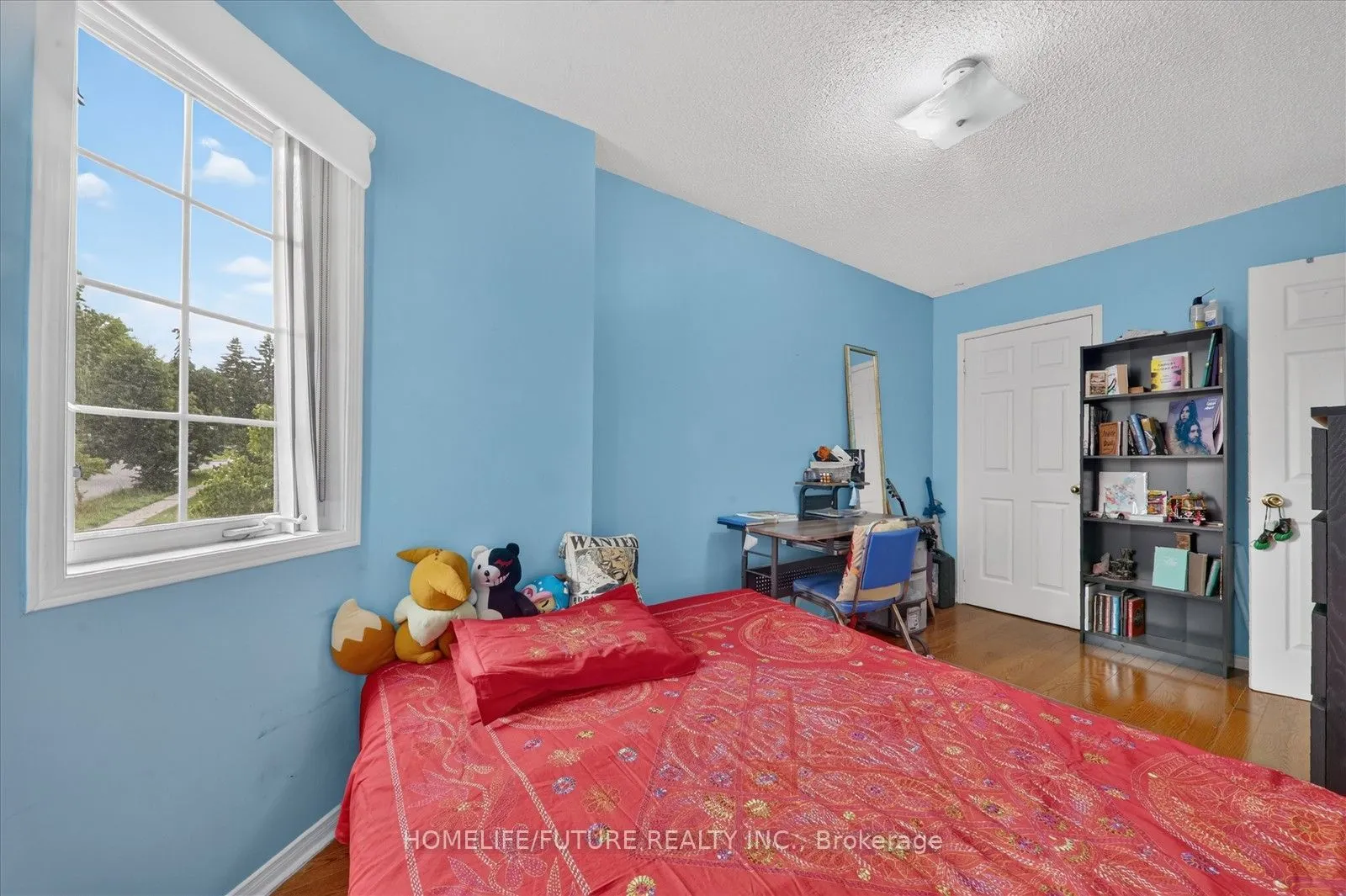16 Rozell Road
