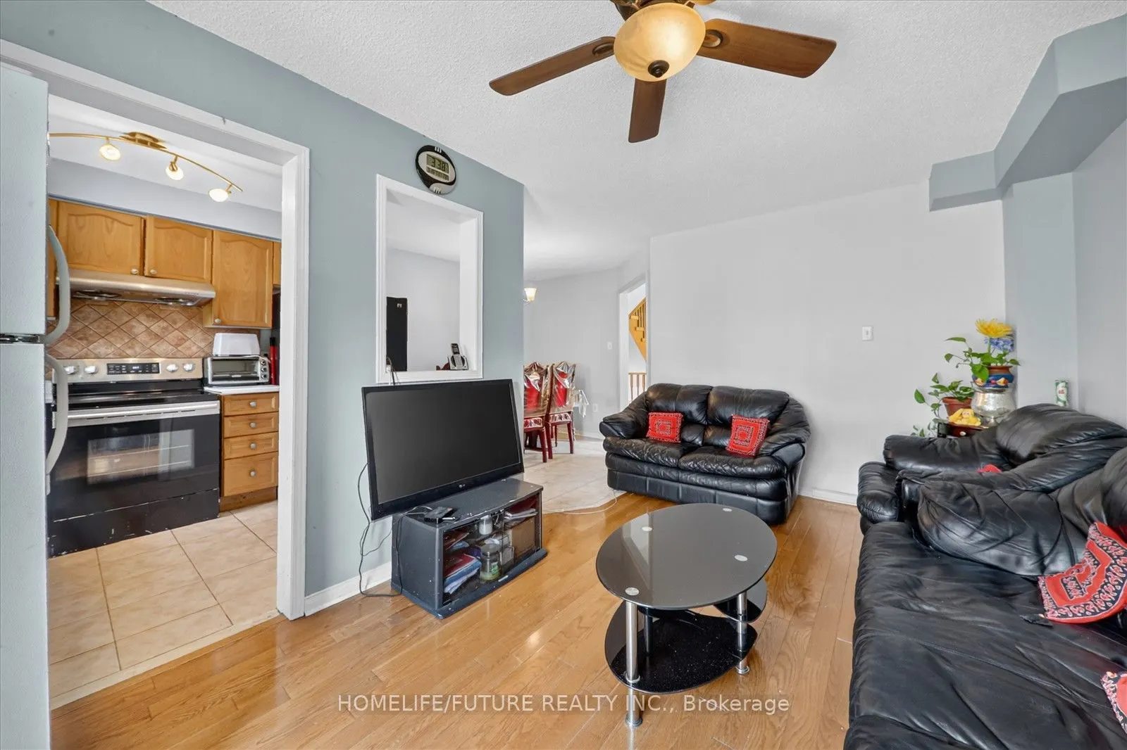 16 Rozell Road