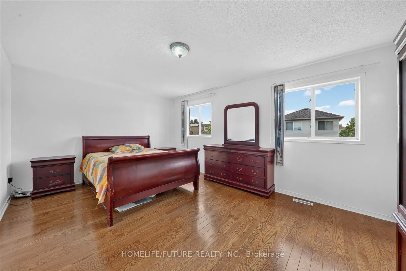 16 Rozell Road