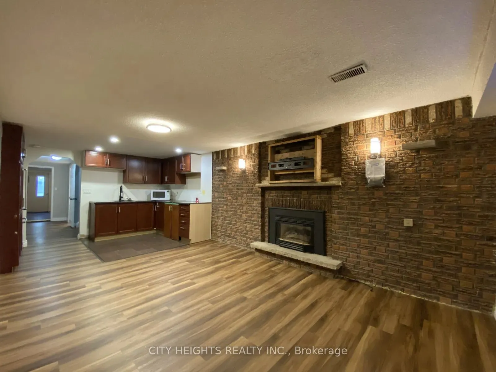 53 Goldring Drive
