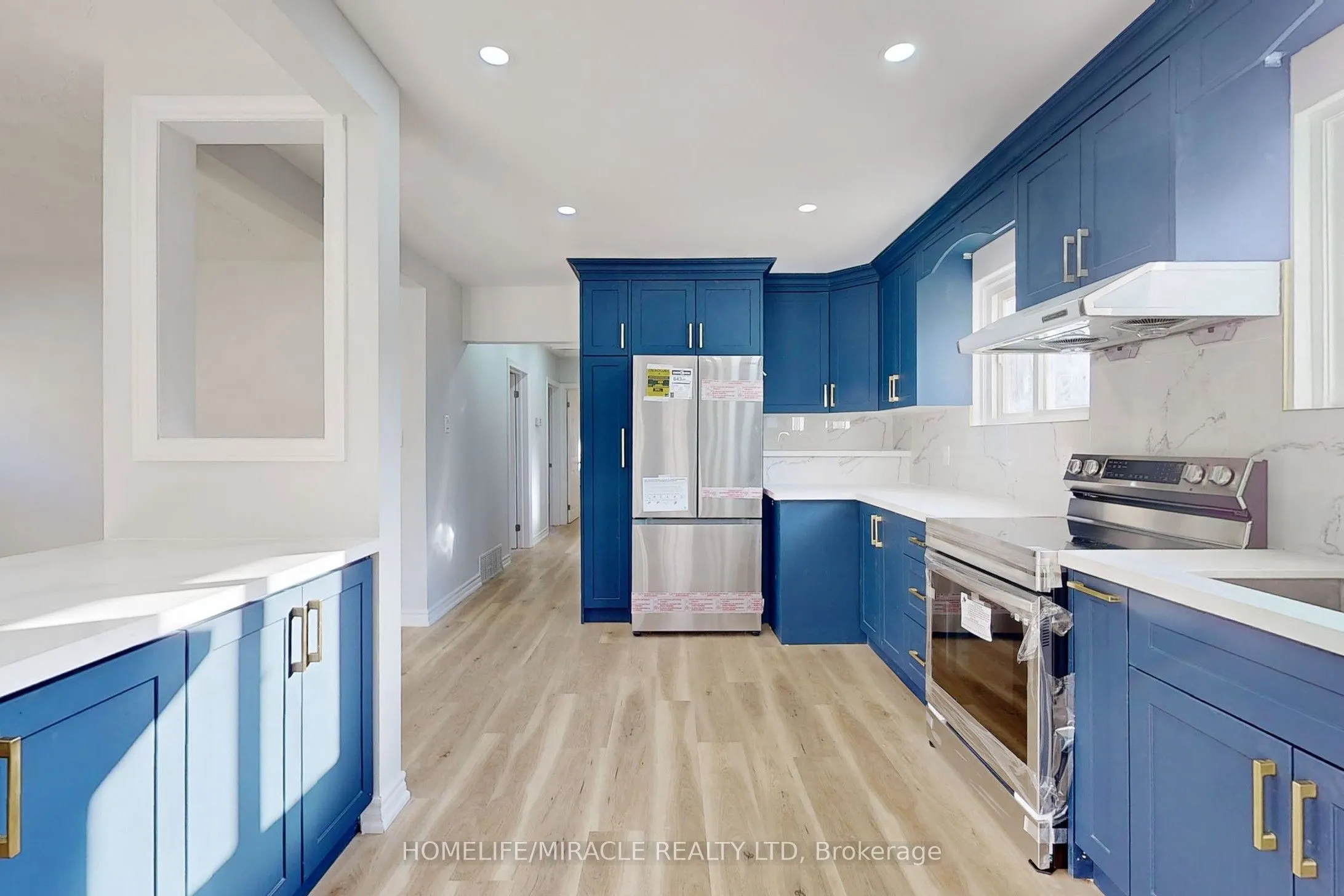 253 Wilson Road N #Main Floor