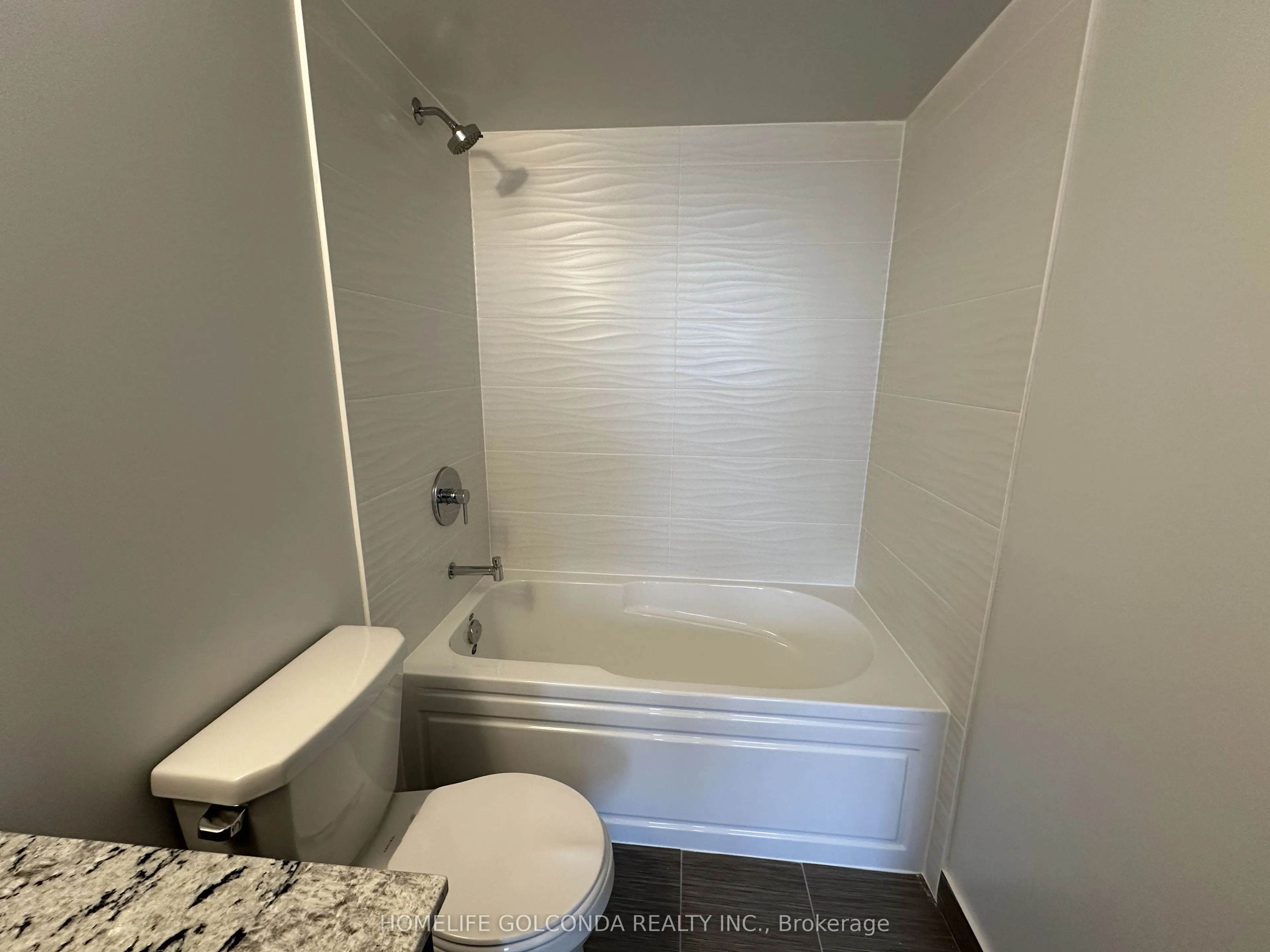 20 Meadowglen Place #905