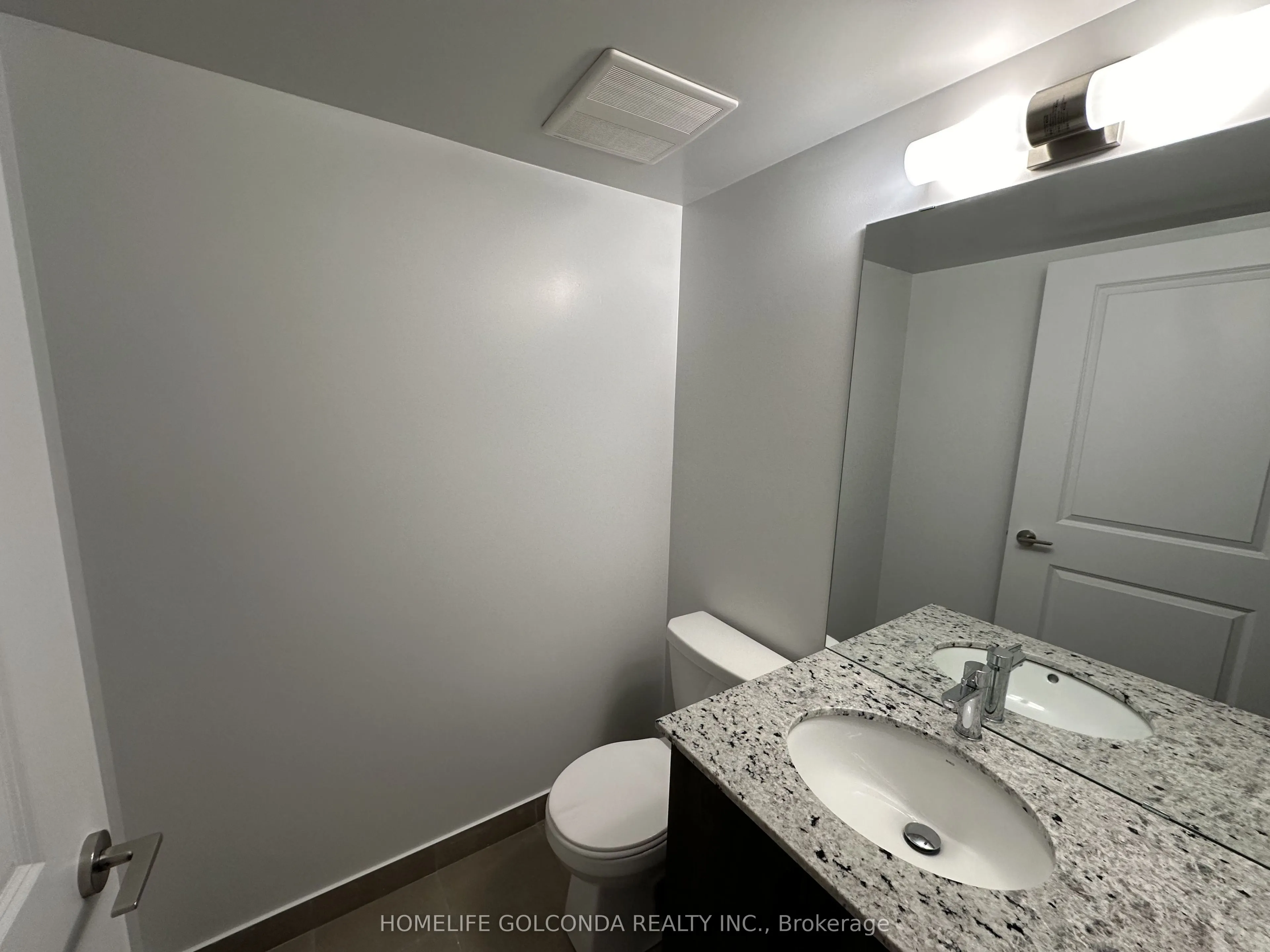 20 Meadowglen Place #905