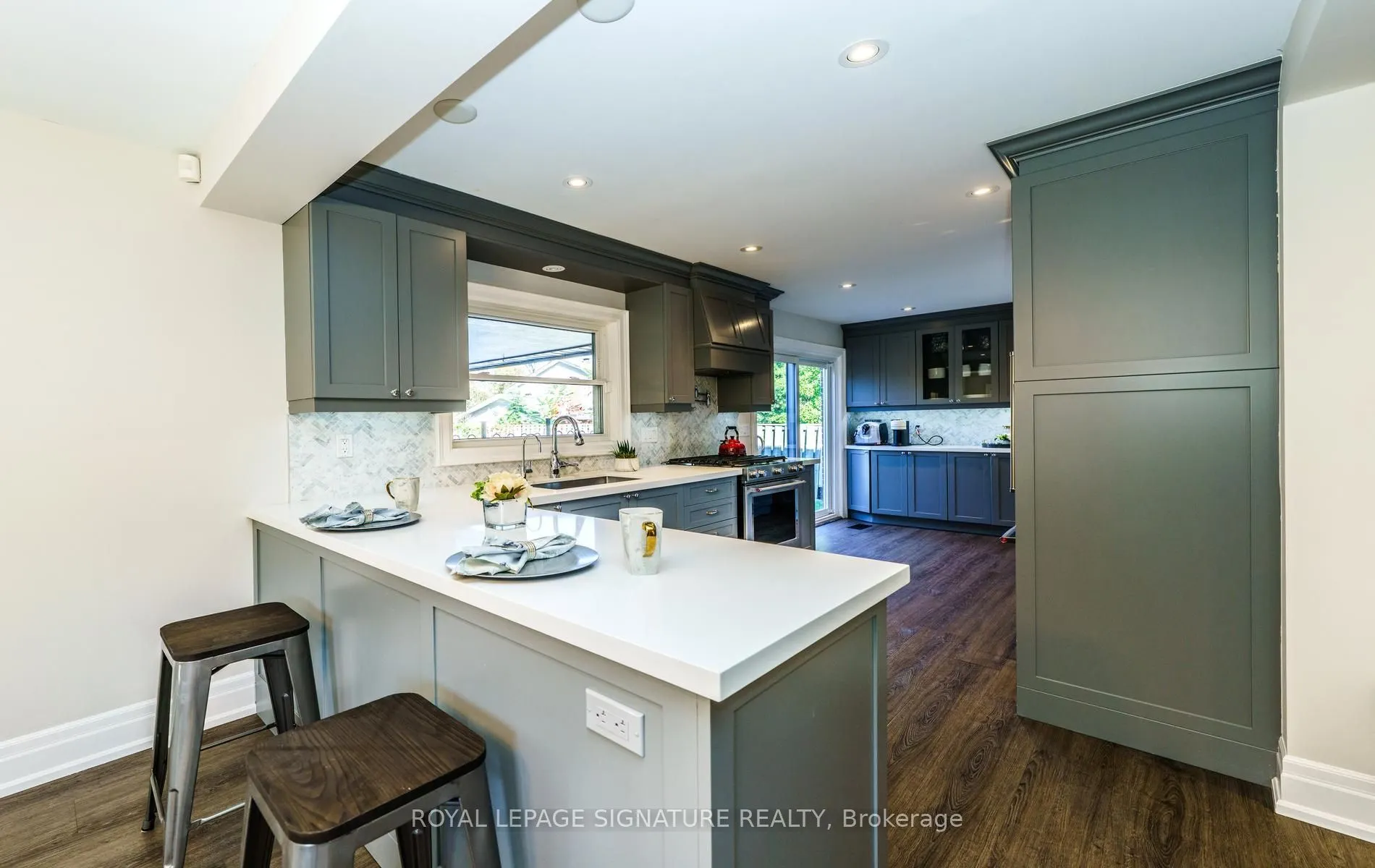 1 Kenmanor Boulevard