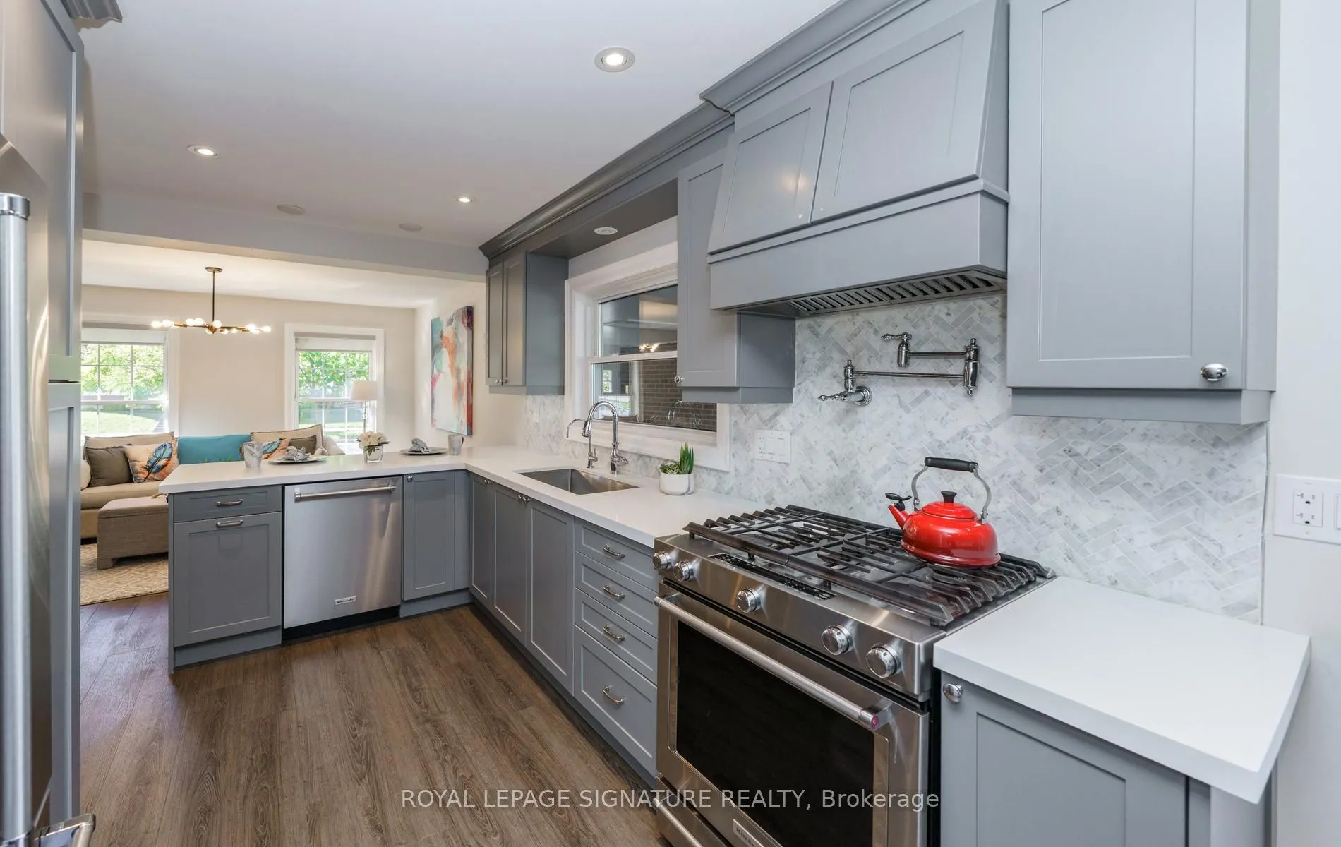 1 Kenmanor Boulevard