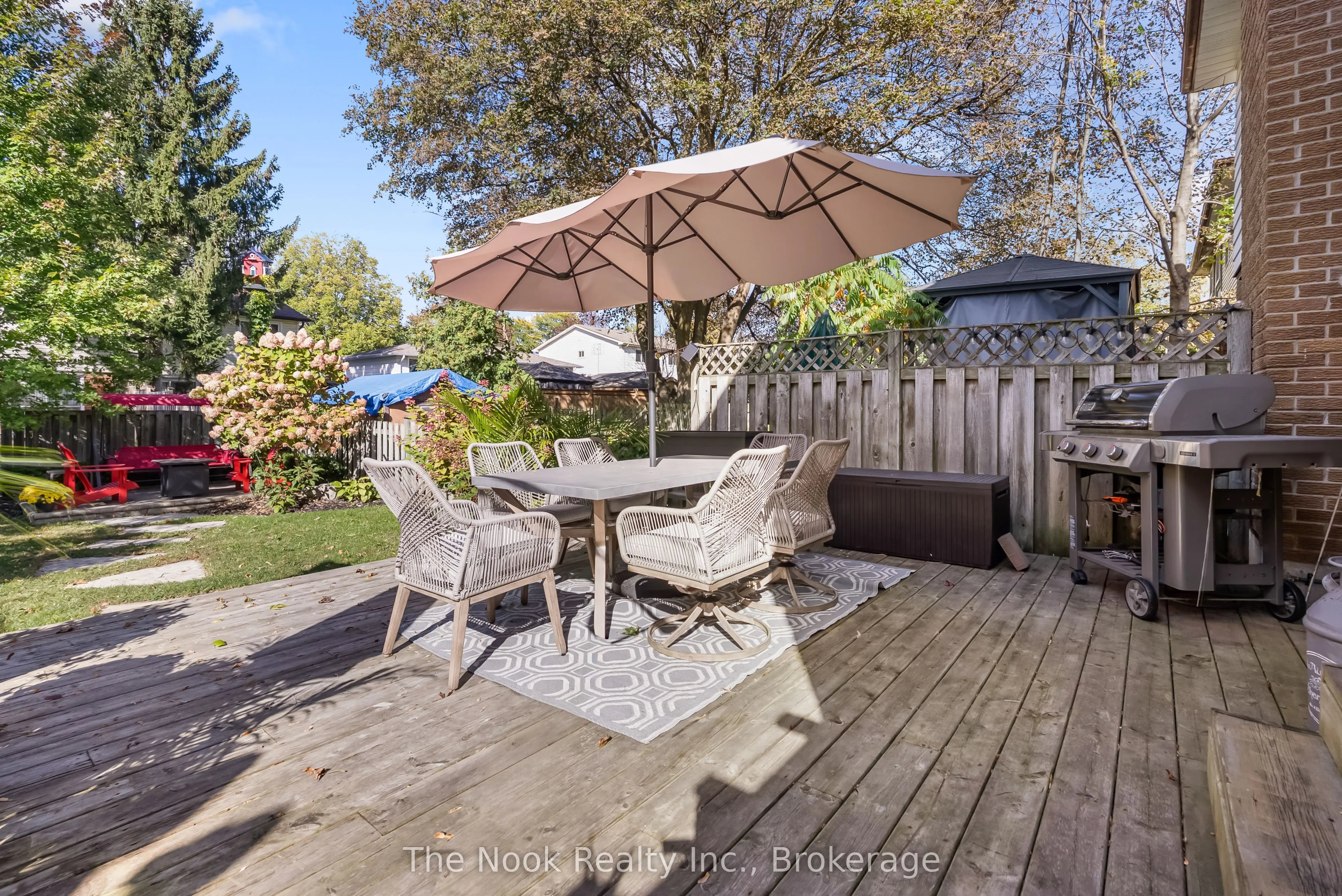 648 Berwick Crescent