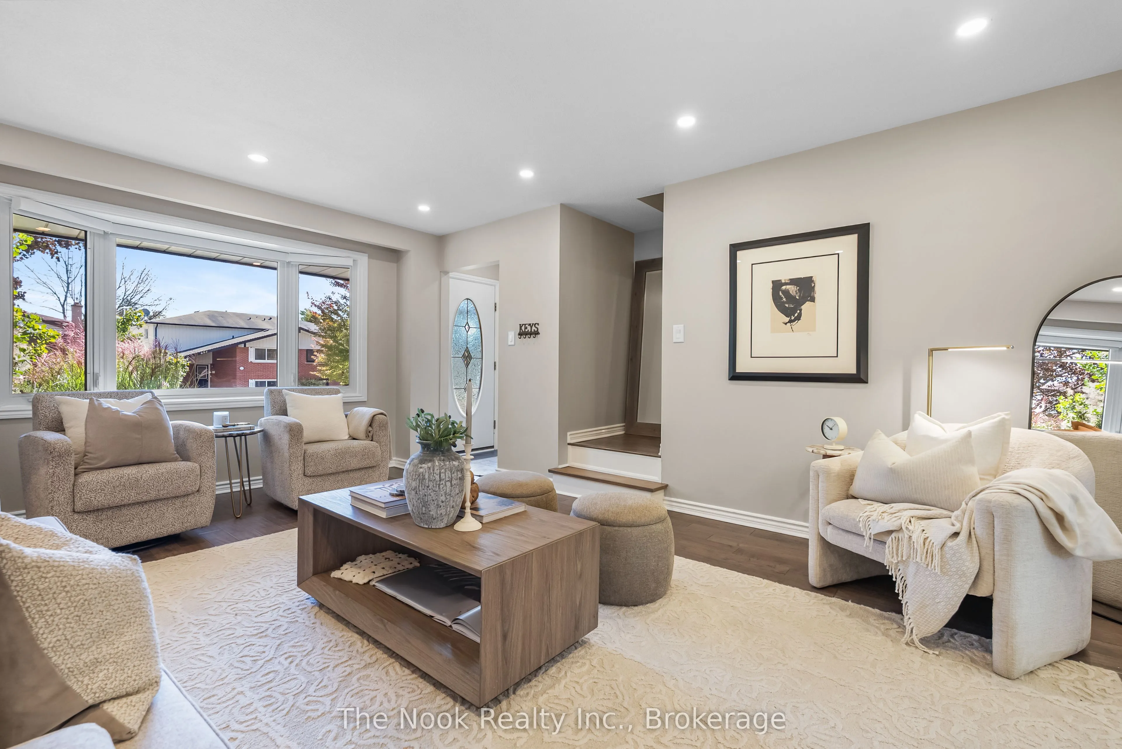 648 Berwick Crescent