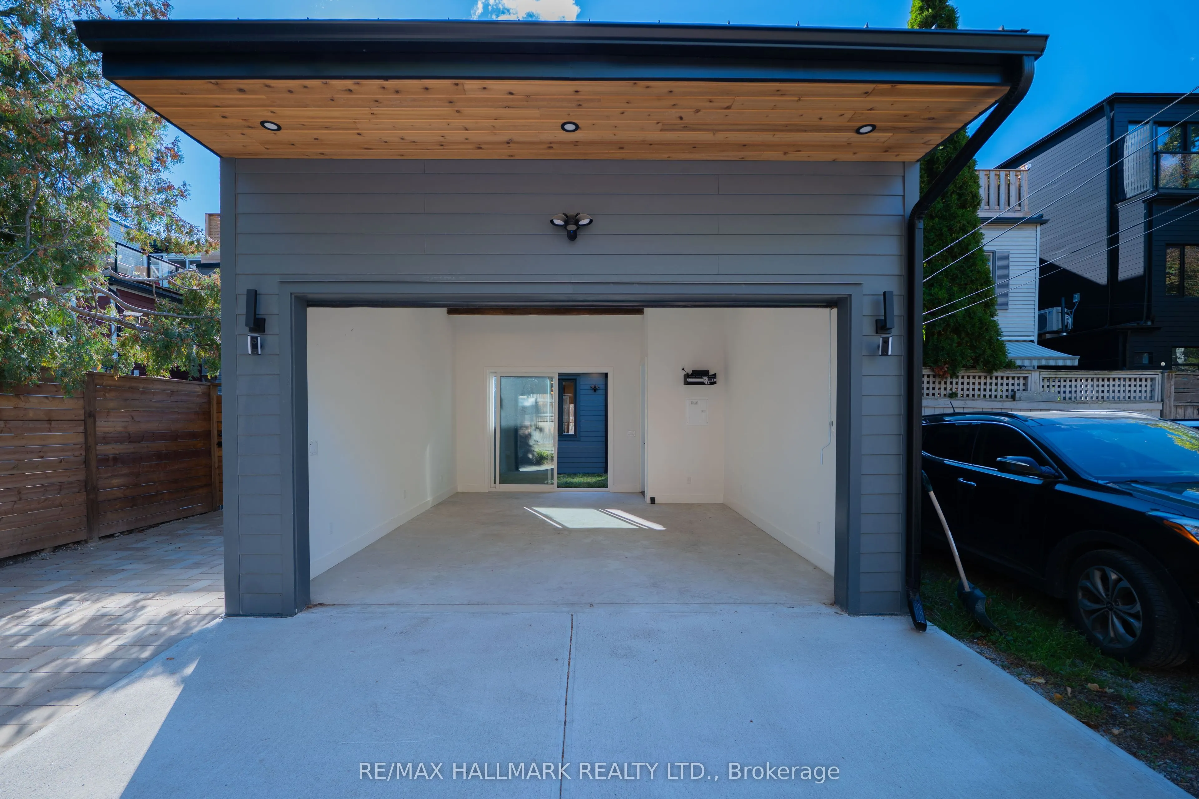 130 Simpson Avenue