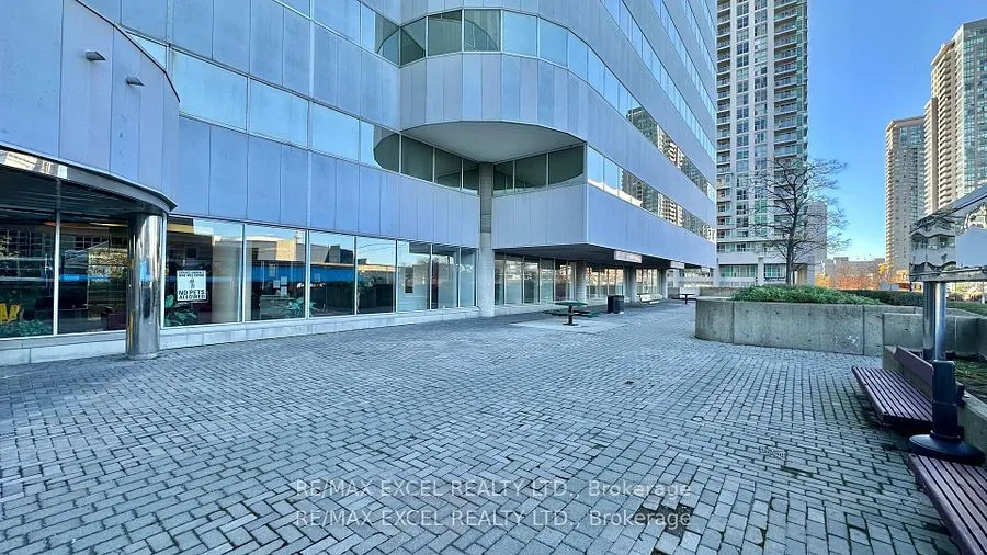 55 Town Centre Court #108b
