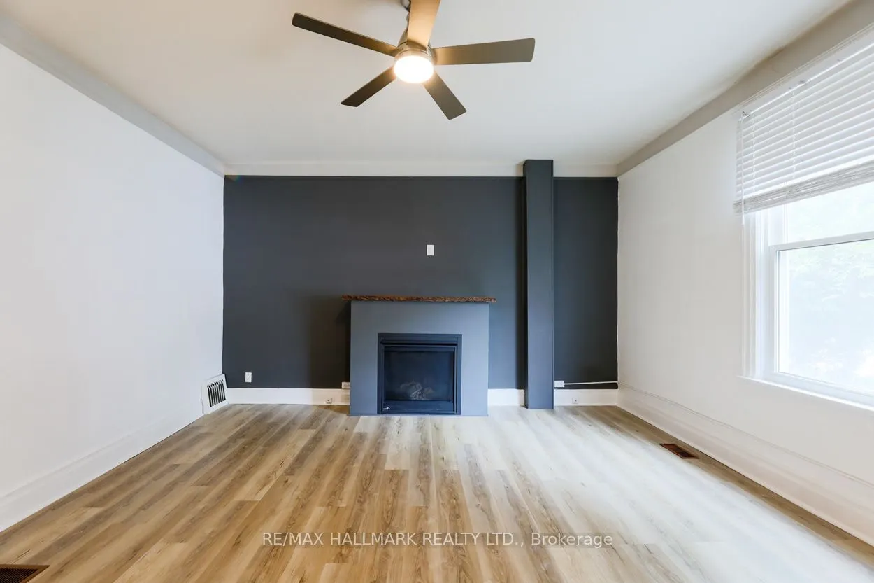 405 Kingston Road #Main Floor