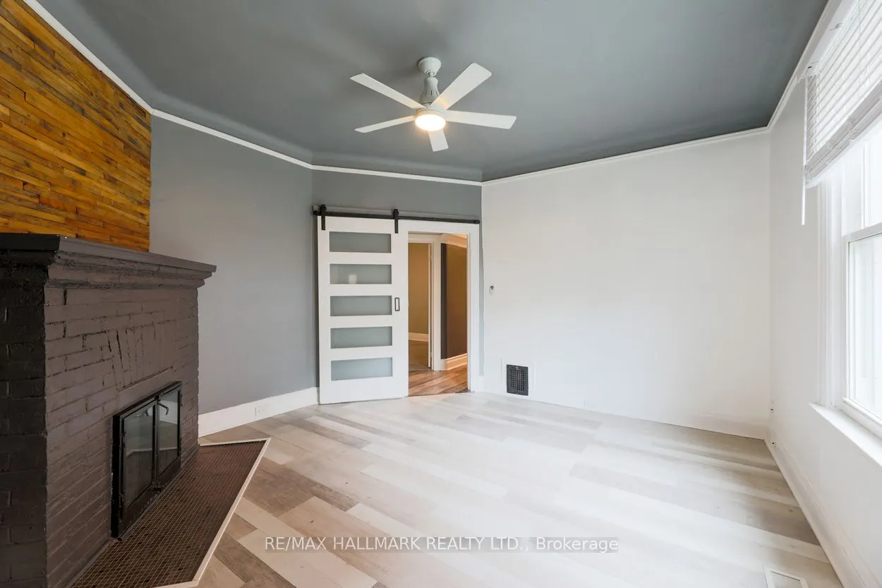 405 Kingston Road #Main Floor
