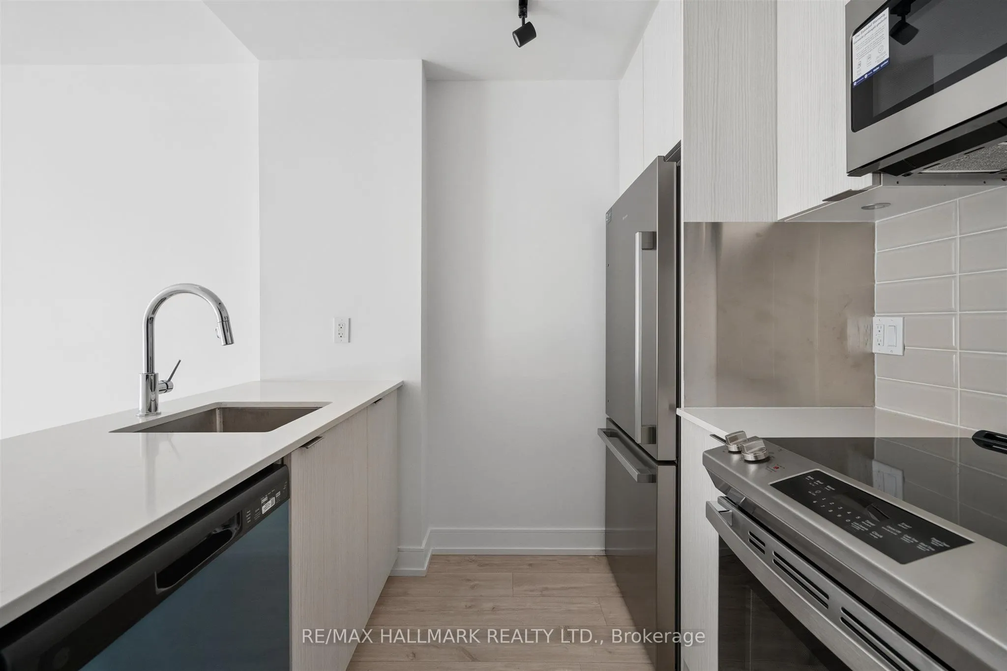 176 Clonmore Avenue #14