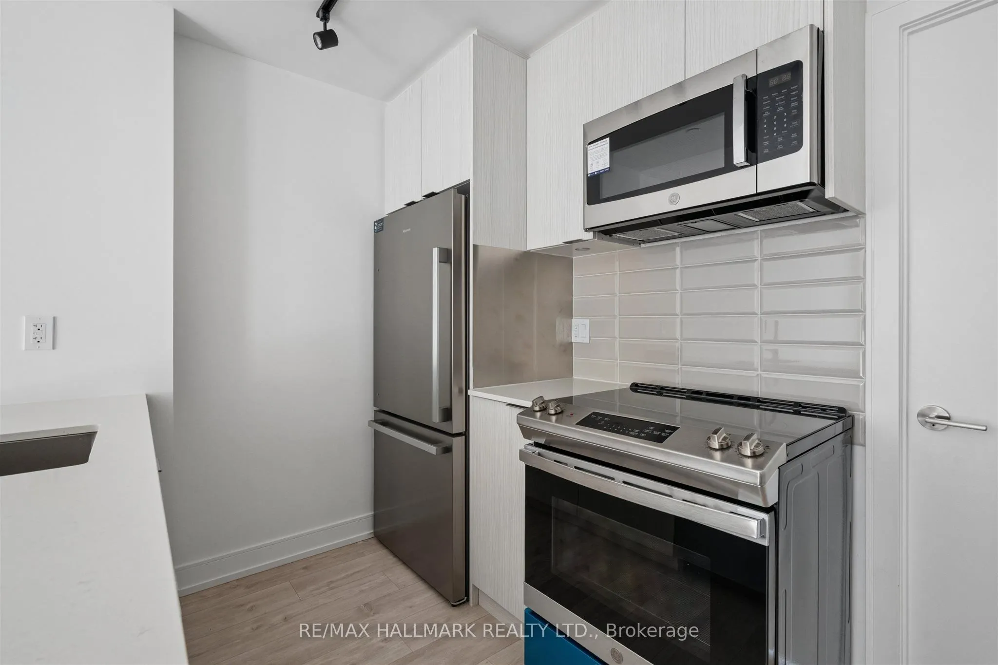 176 Clonmore Avenue #14