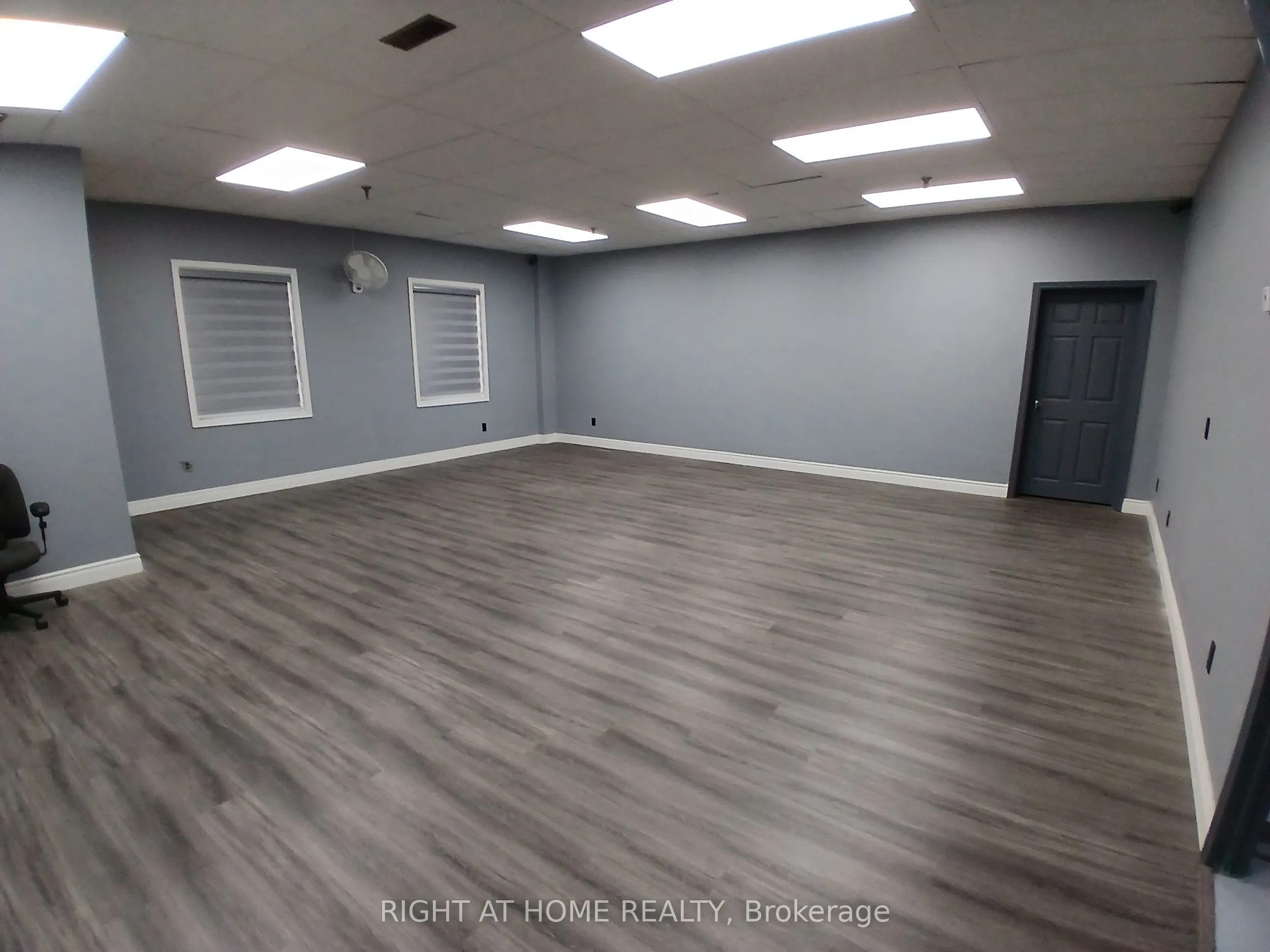 120 Midwest Road #9