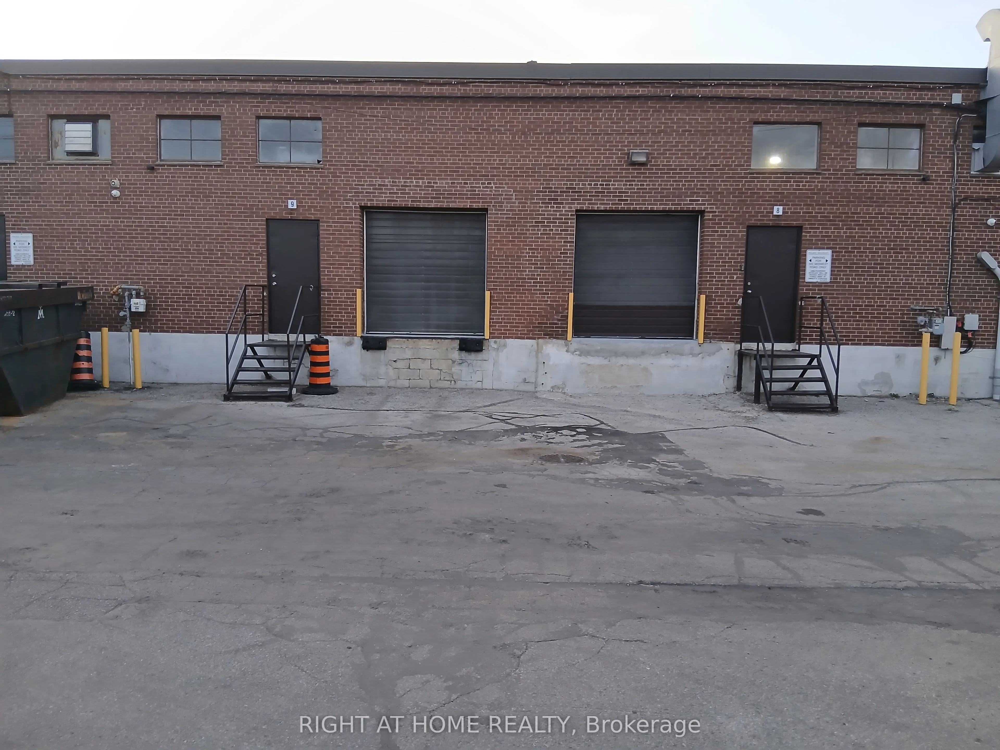 120 Midwest Road #9
