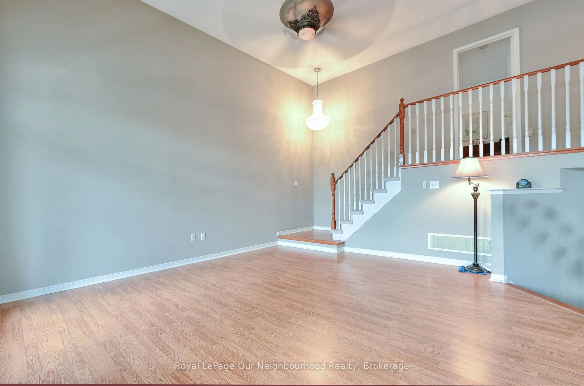 586 Oldman Road