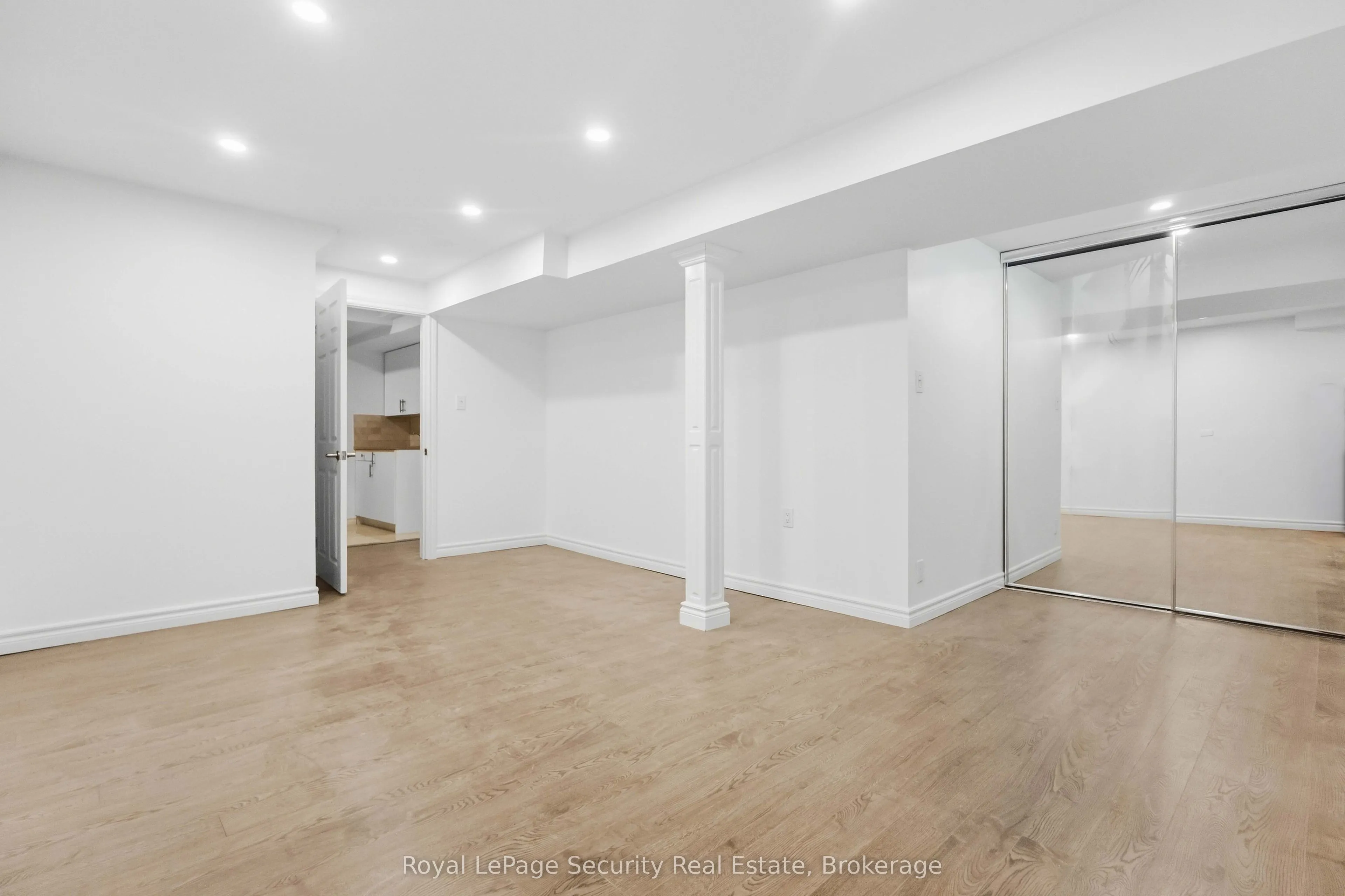 1177 Tanzer Court