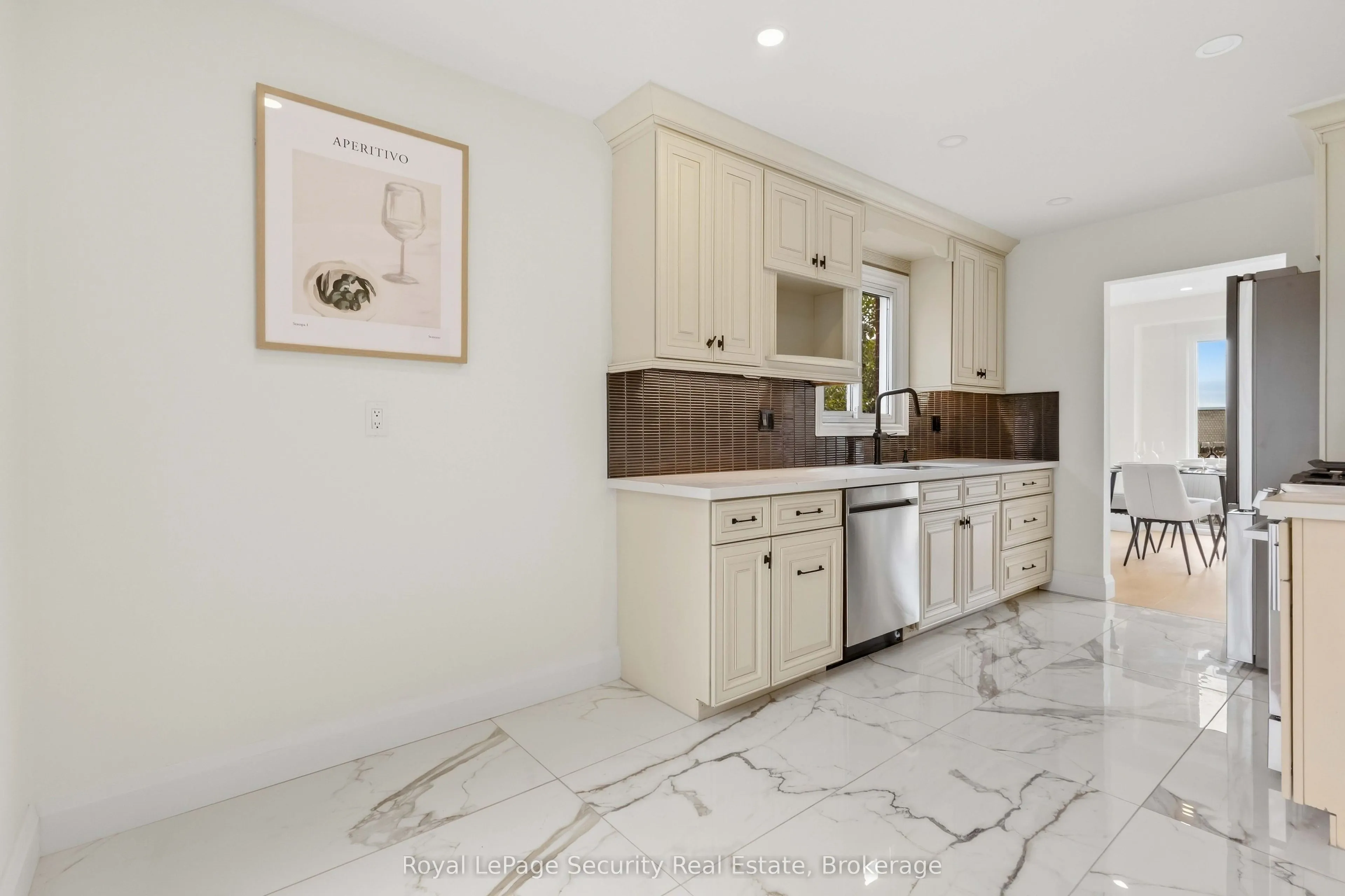 1177 Tanzer Court
