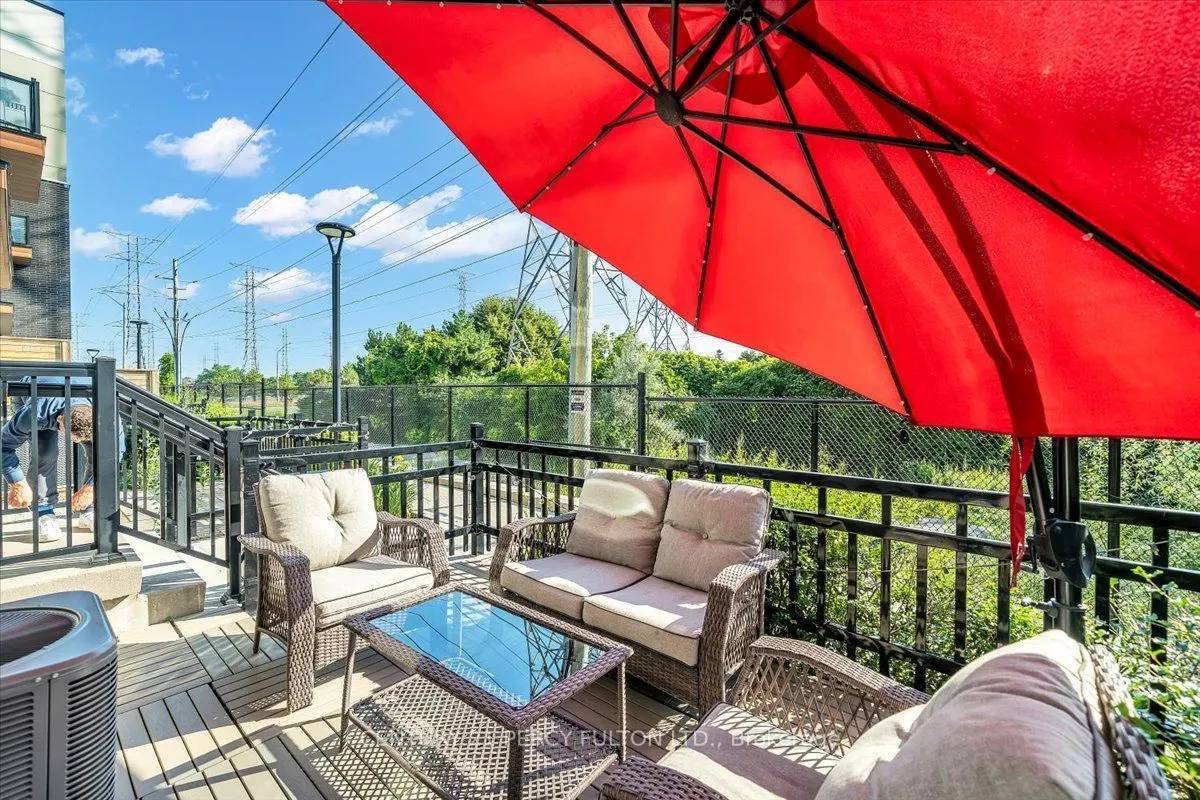 1555 Kingston Road Pickering On Road #207