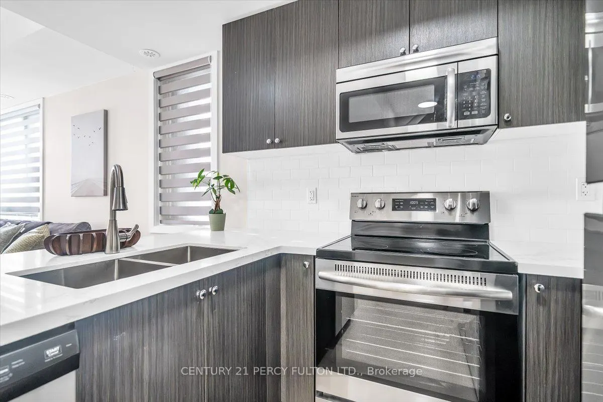 1555 Kingston Road Pickering On Road #207