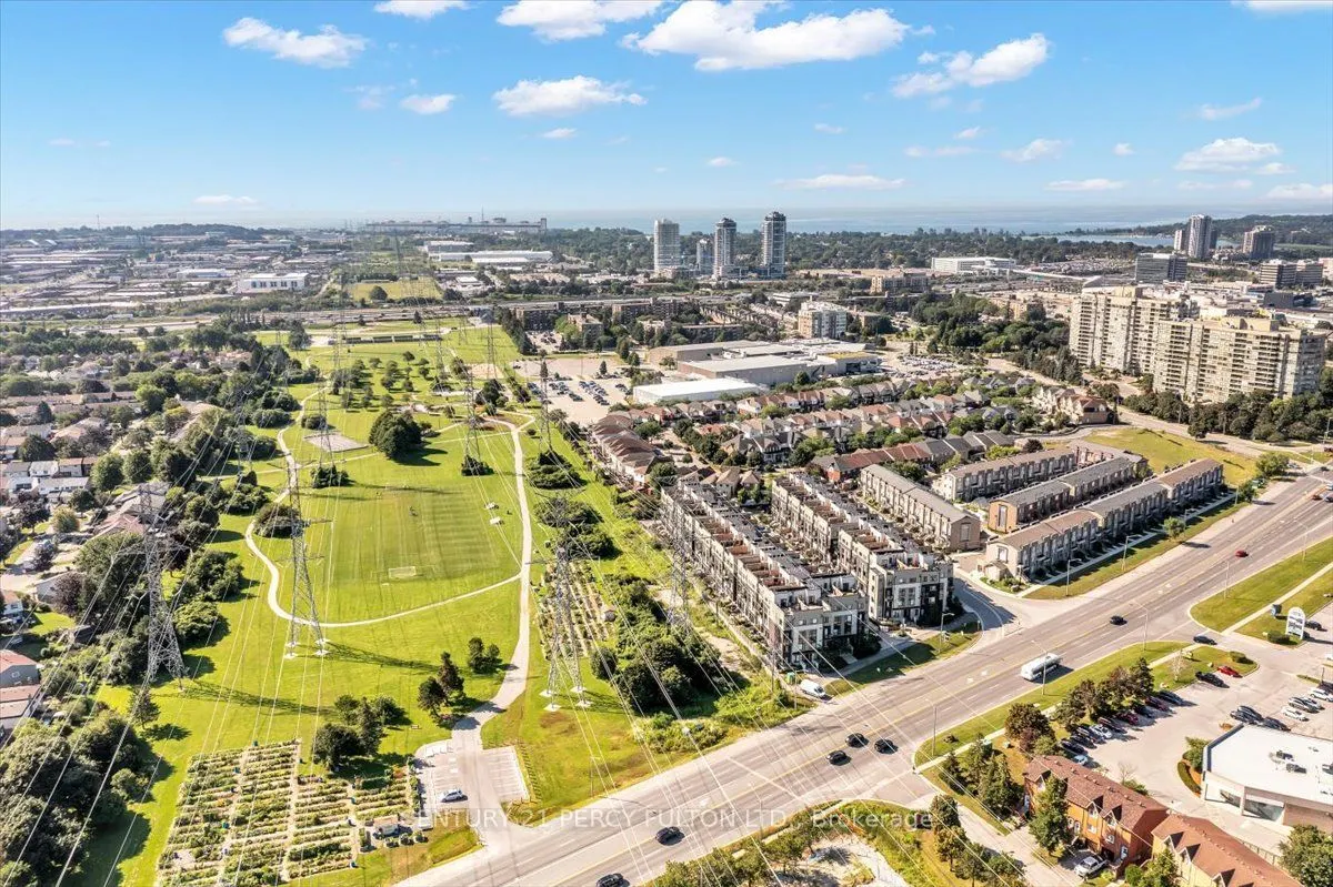 1555 Kingston Road Pickering On Road #207