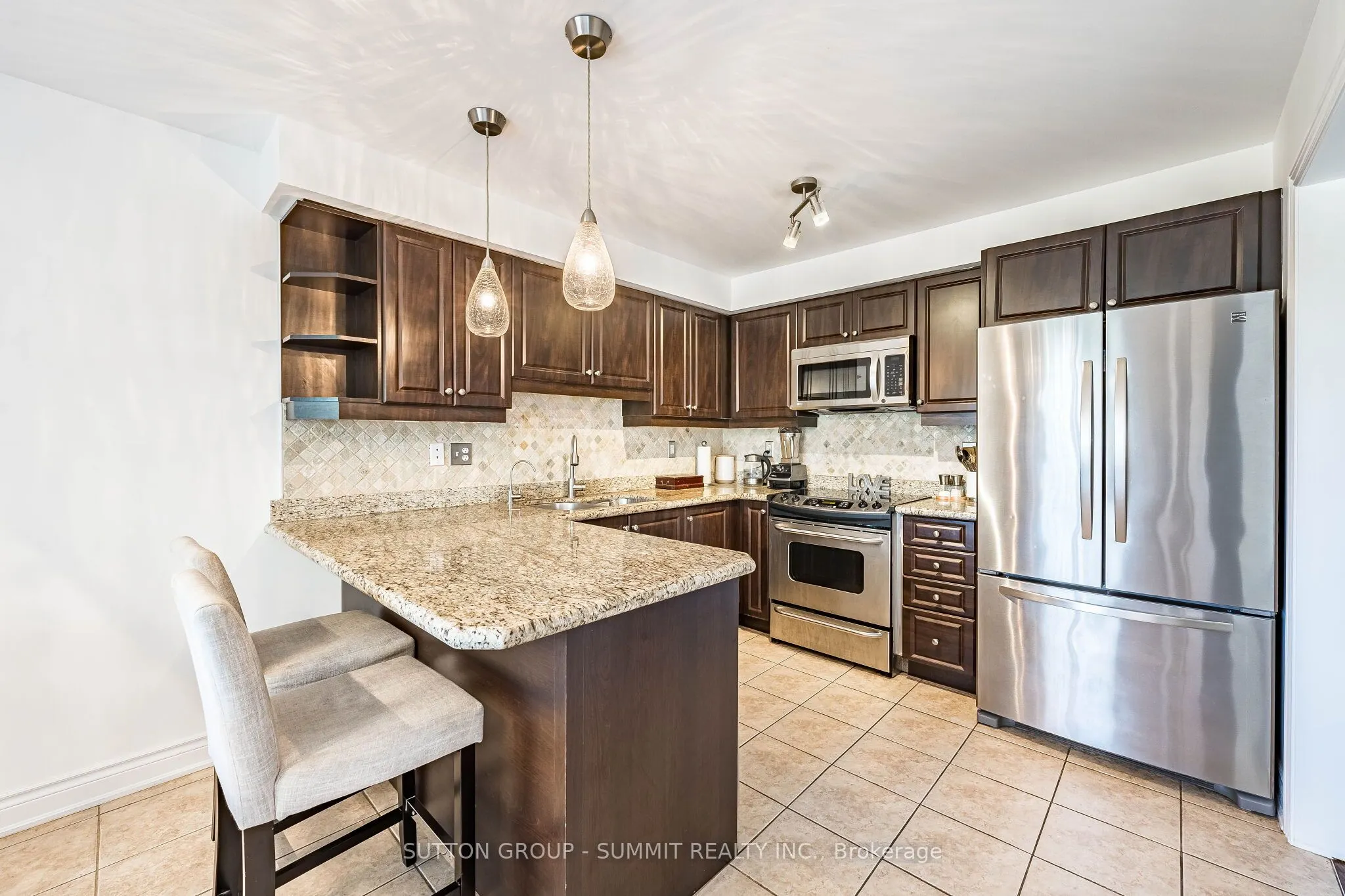 139 Oceanpearl Crescent