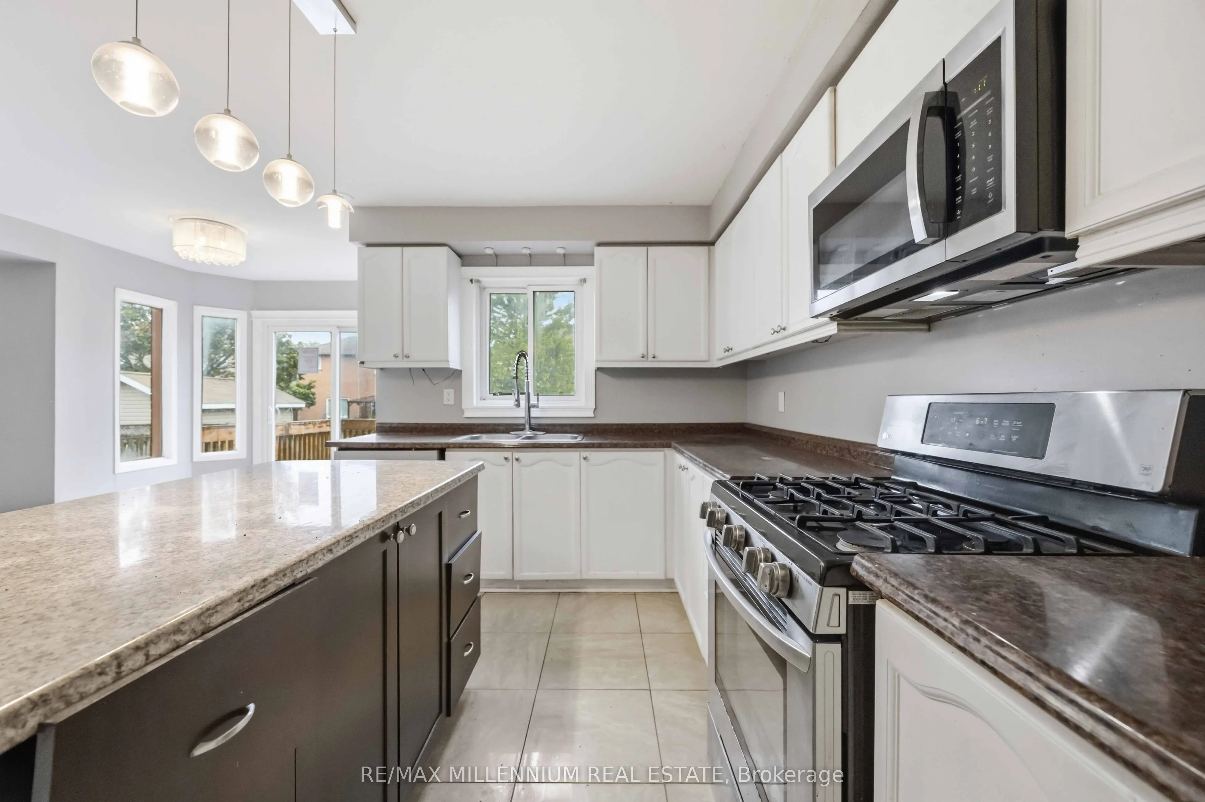 113 Glenabbey Drive