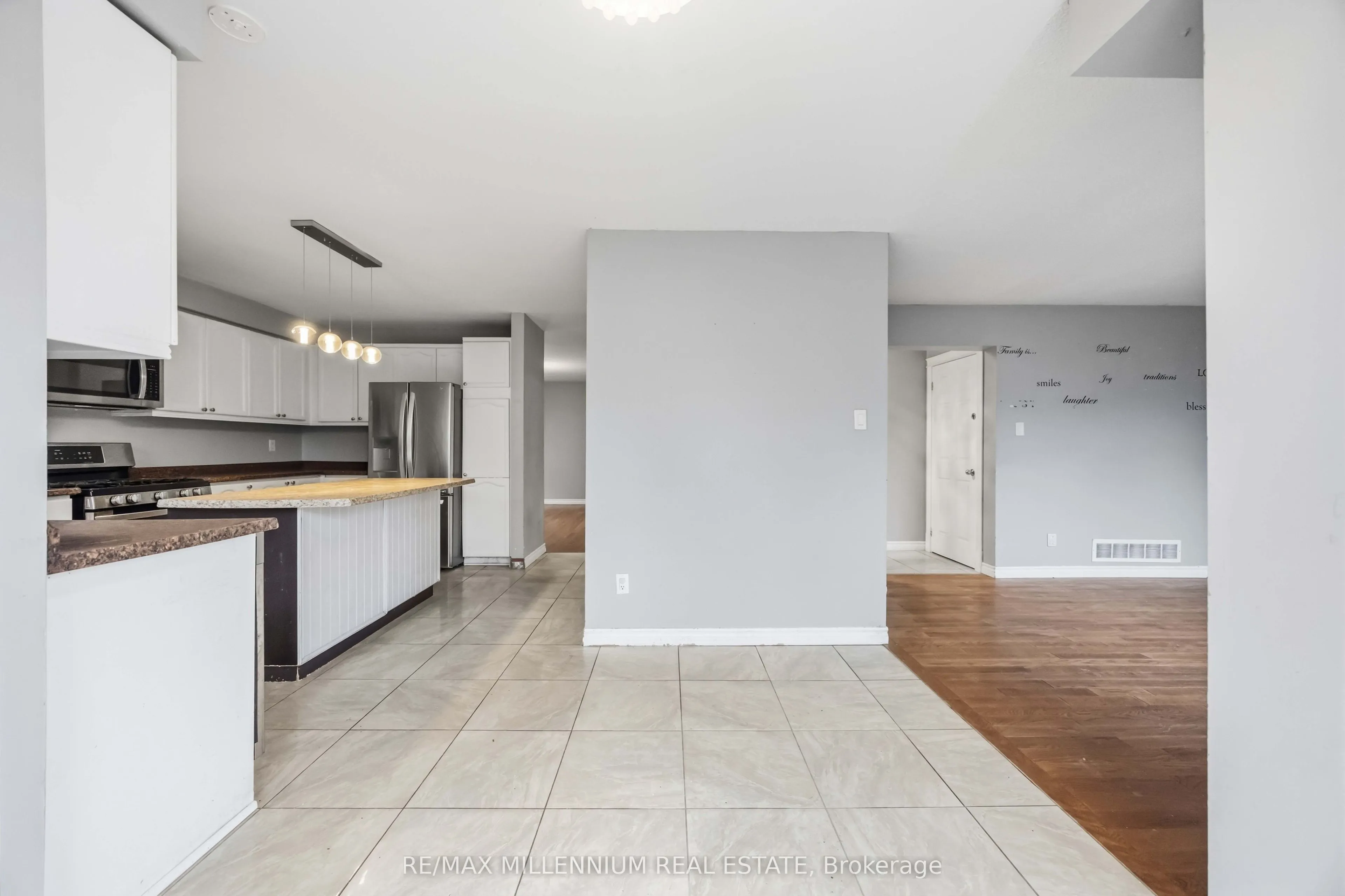 113 Glenabbey Drive