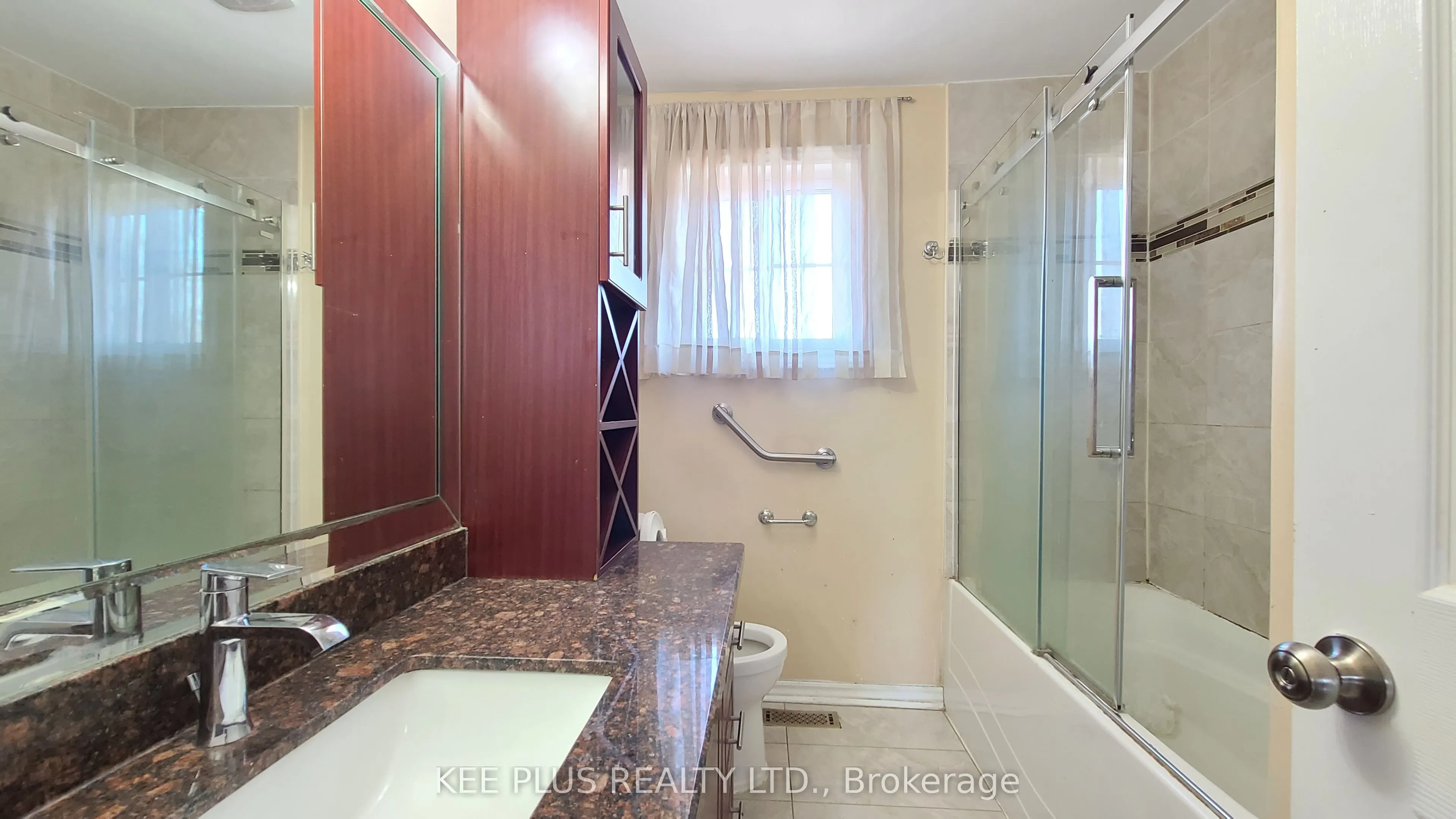 424 Military Trail