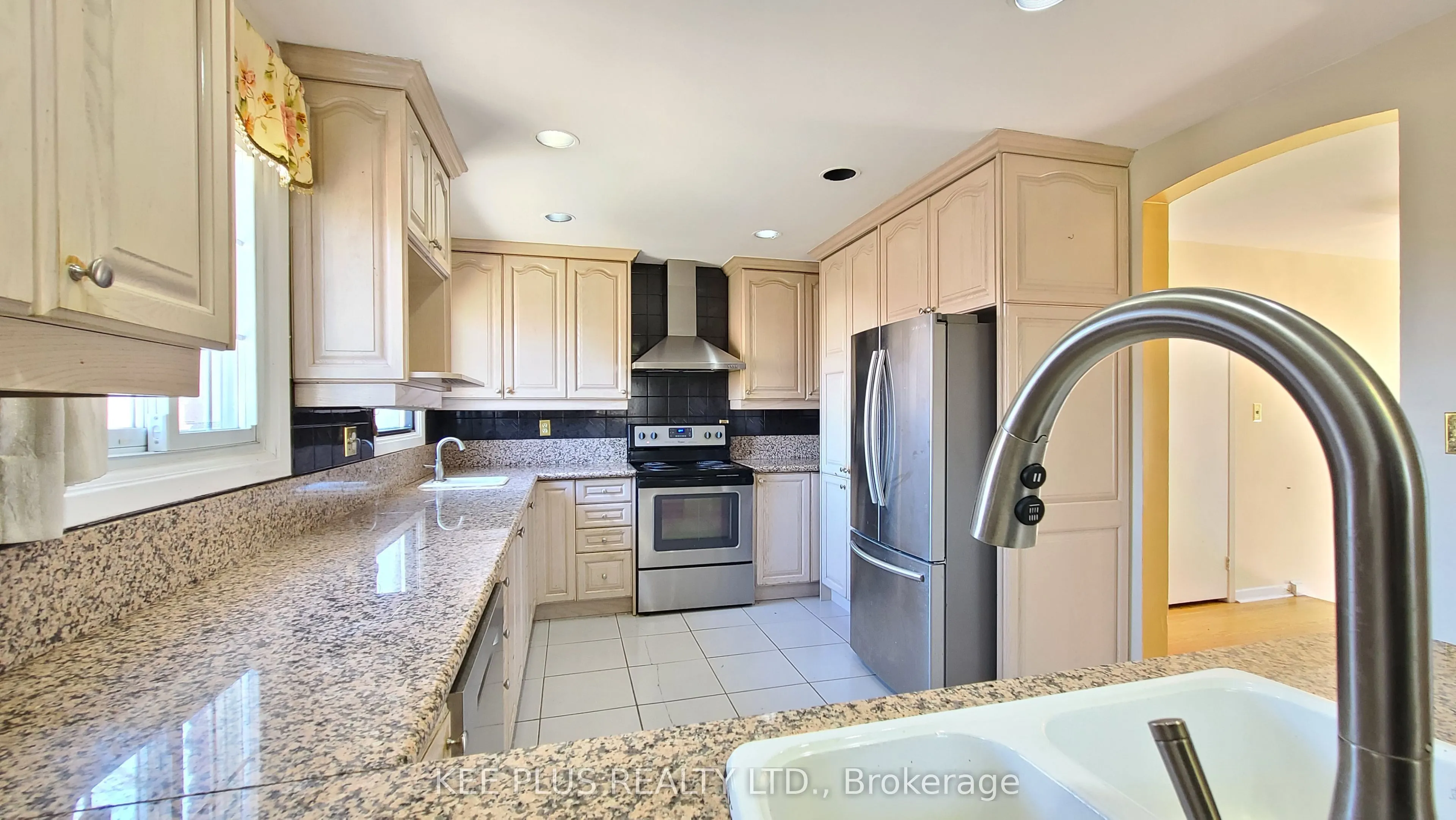 424 Military Trail