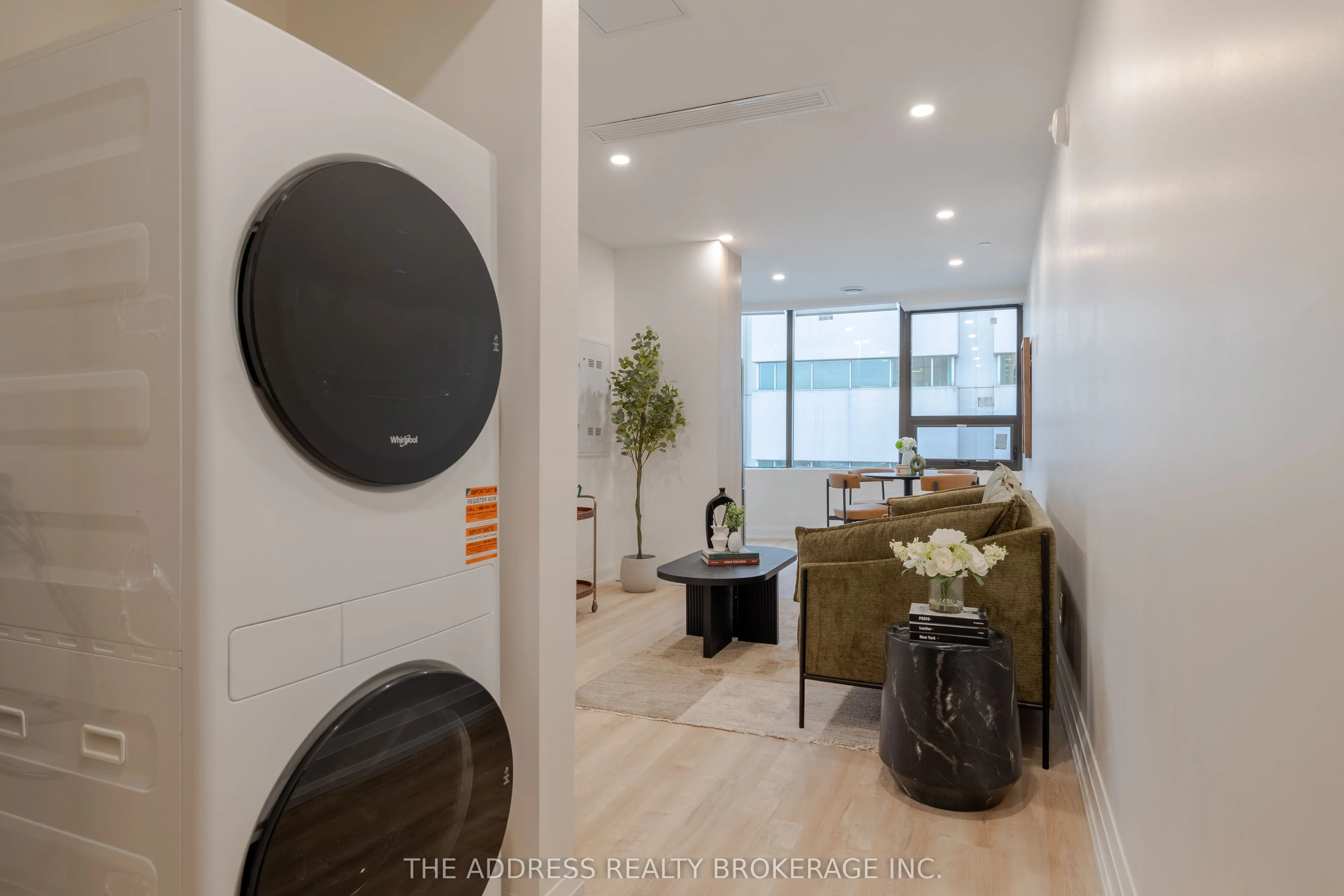 40 King Street W #710