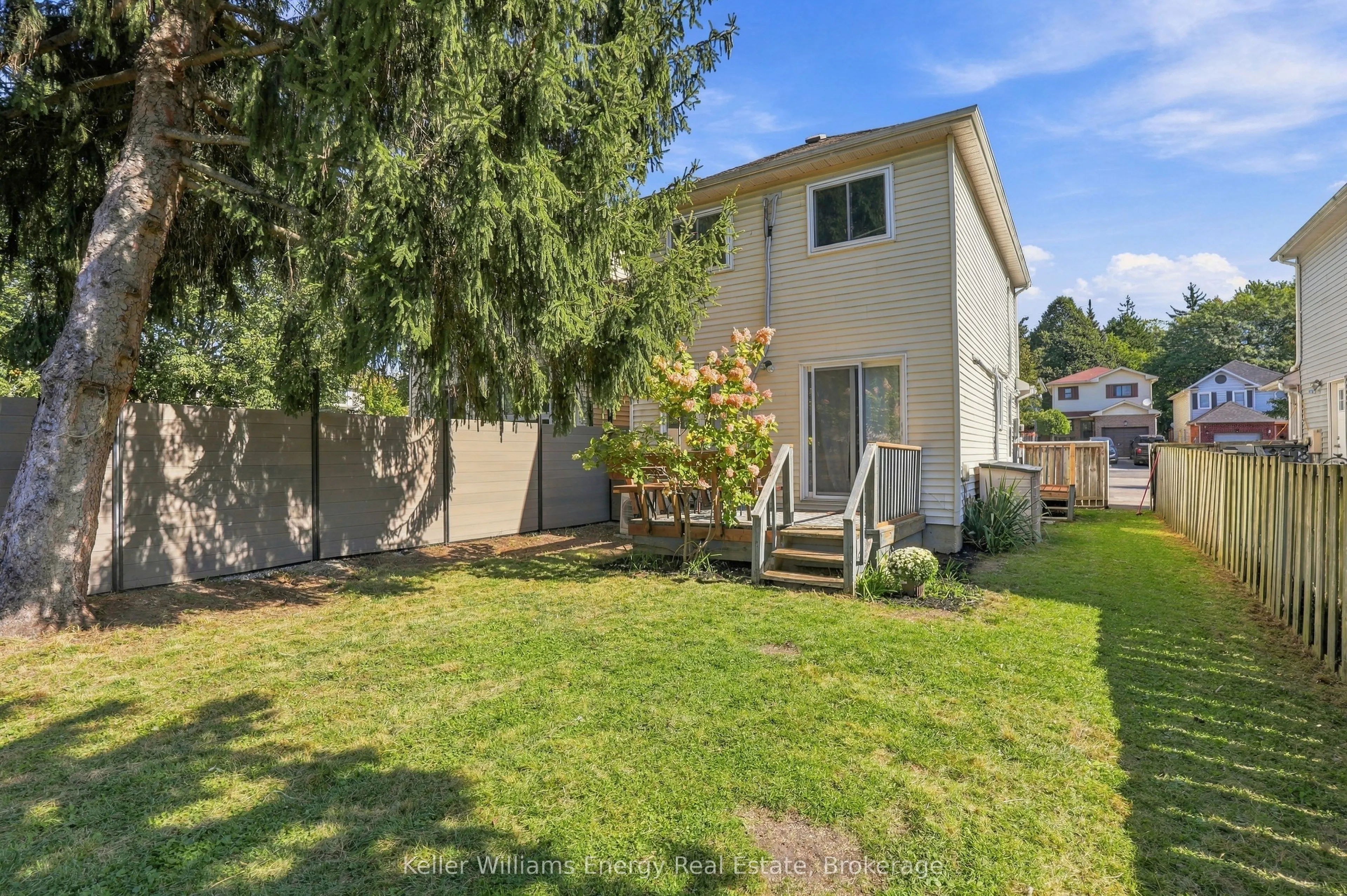 6 Overbank Drive