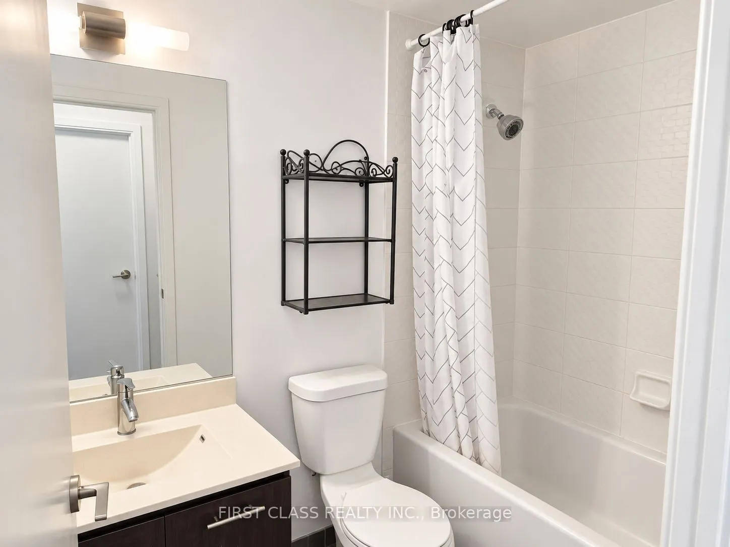 135 Village Green Square #2216
