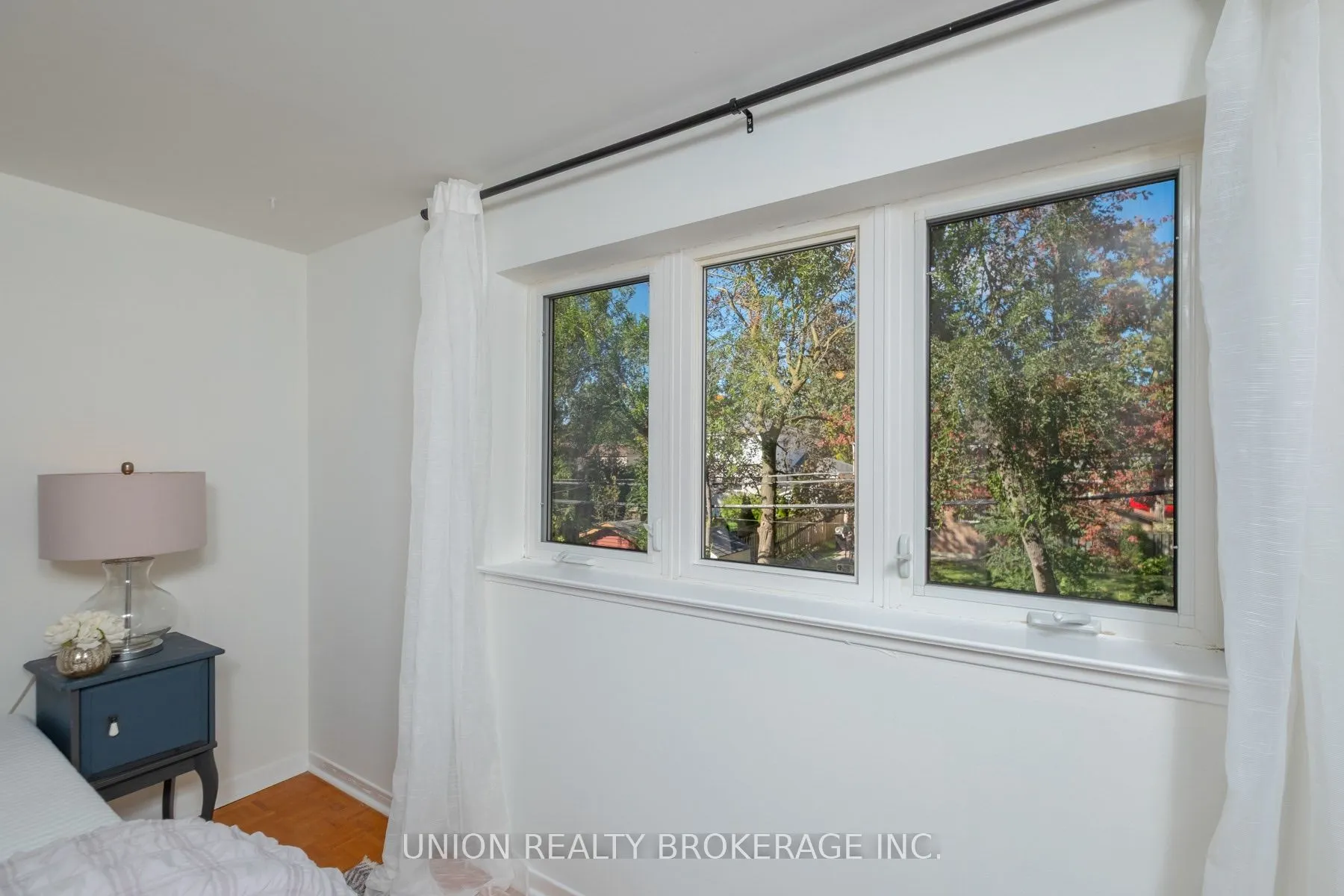 30 Livingston Road #11