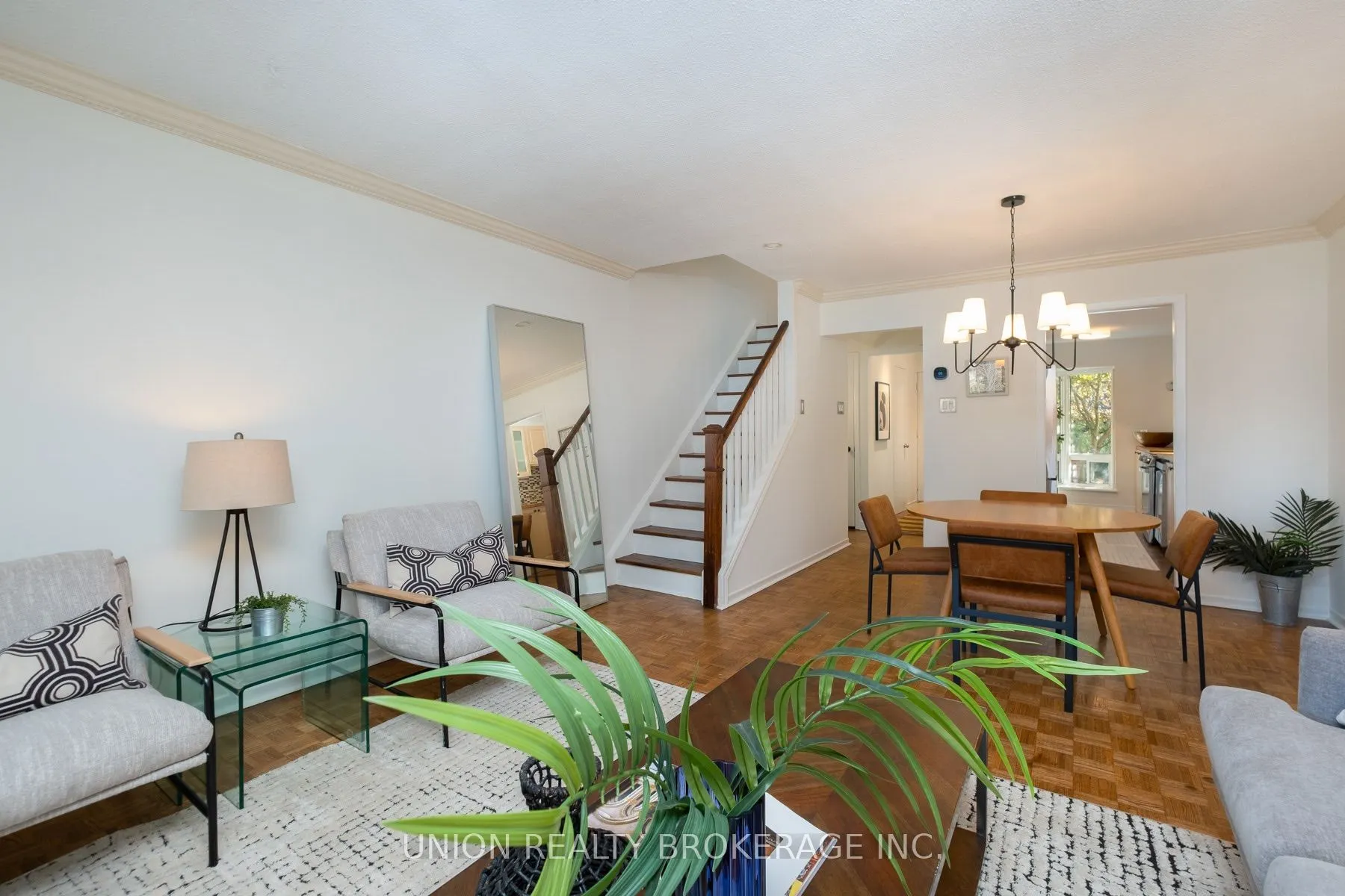30 Livingston Road #11