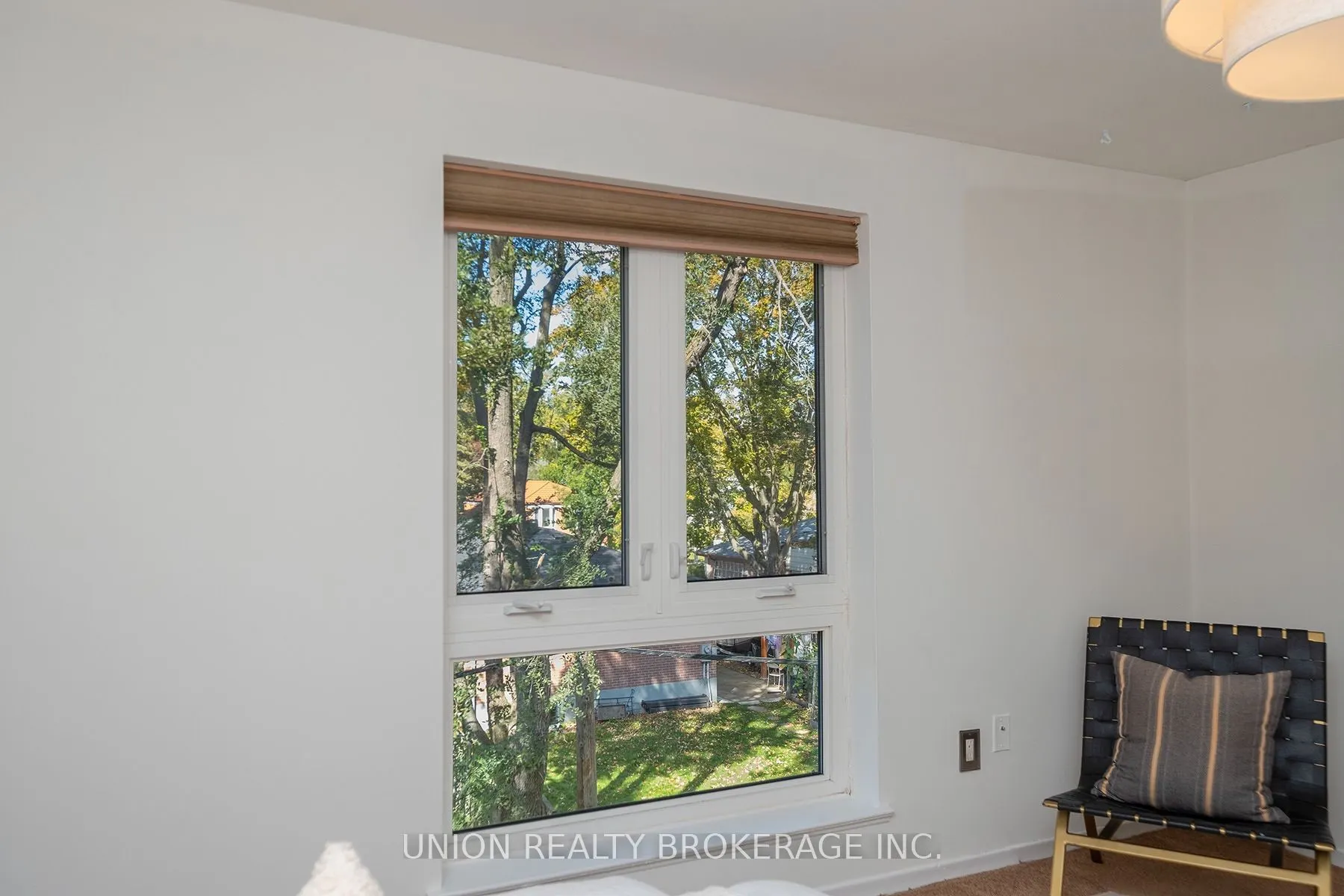 30 Livingston Road #11