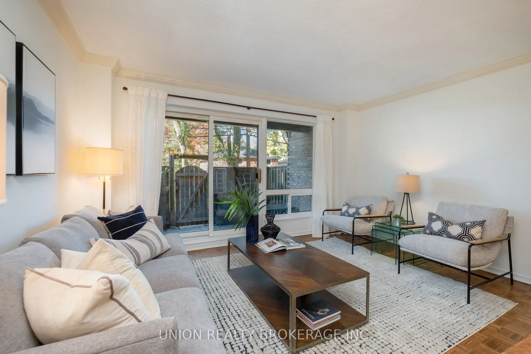 30 Livingston Road #11