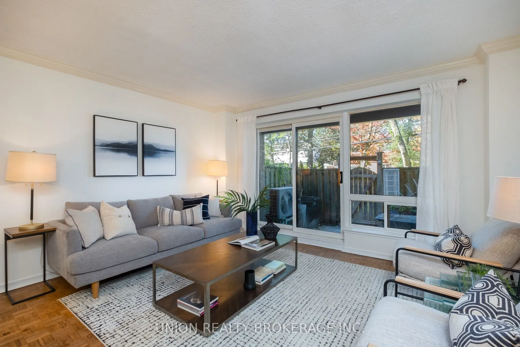 30 Livingston Road #11