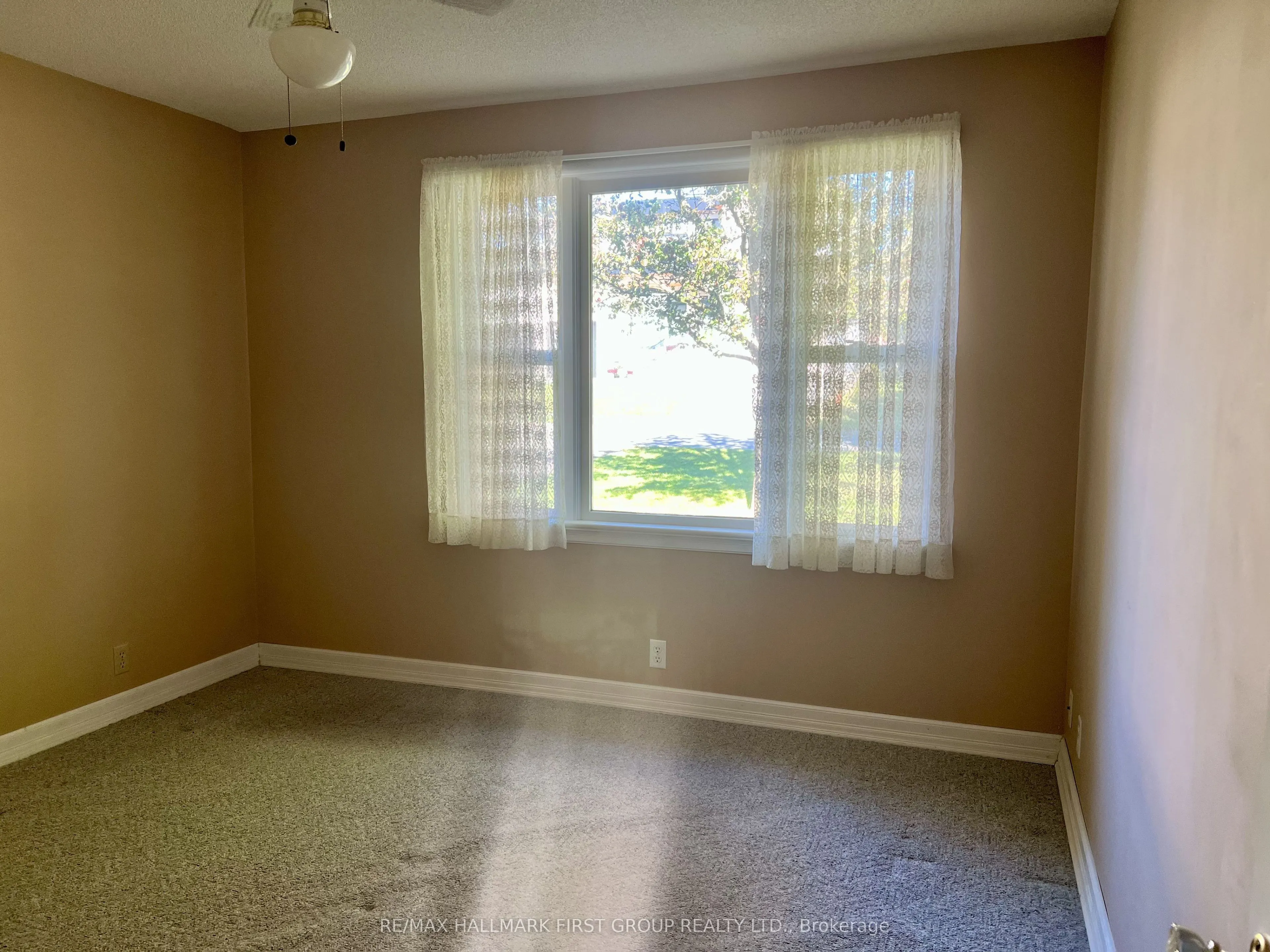 1984 Glendale Drive