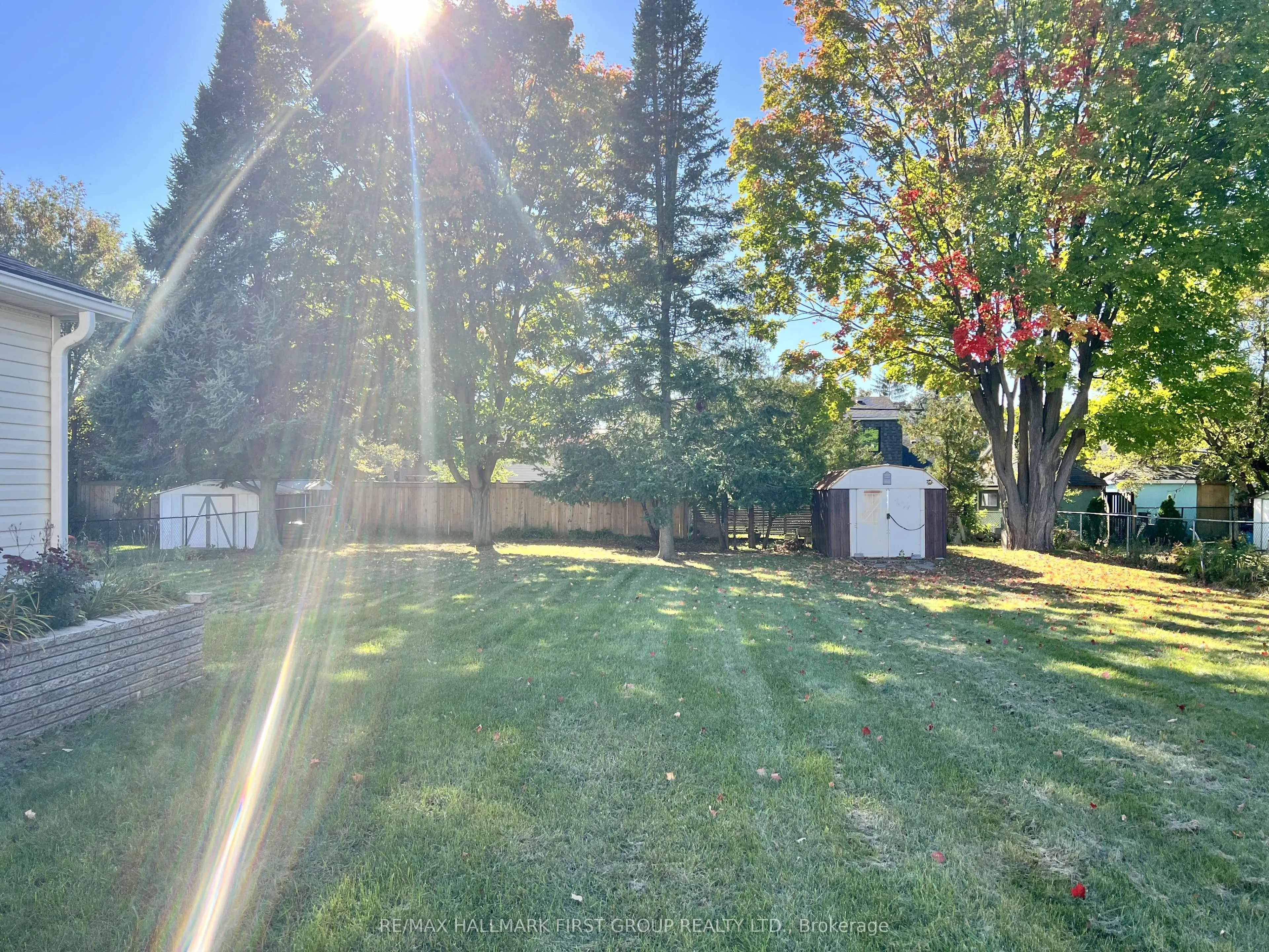 1984 Glendale Drive
