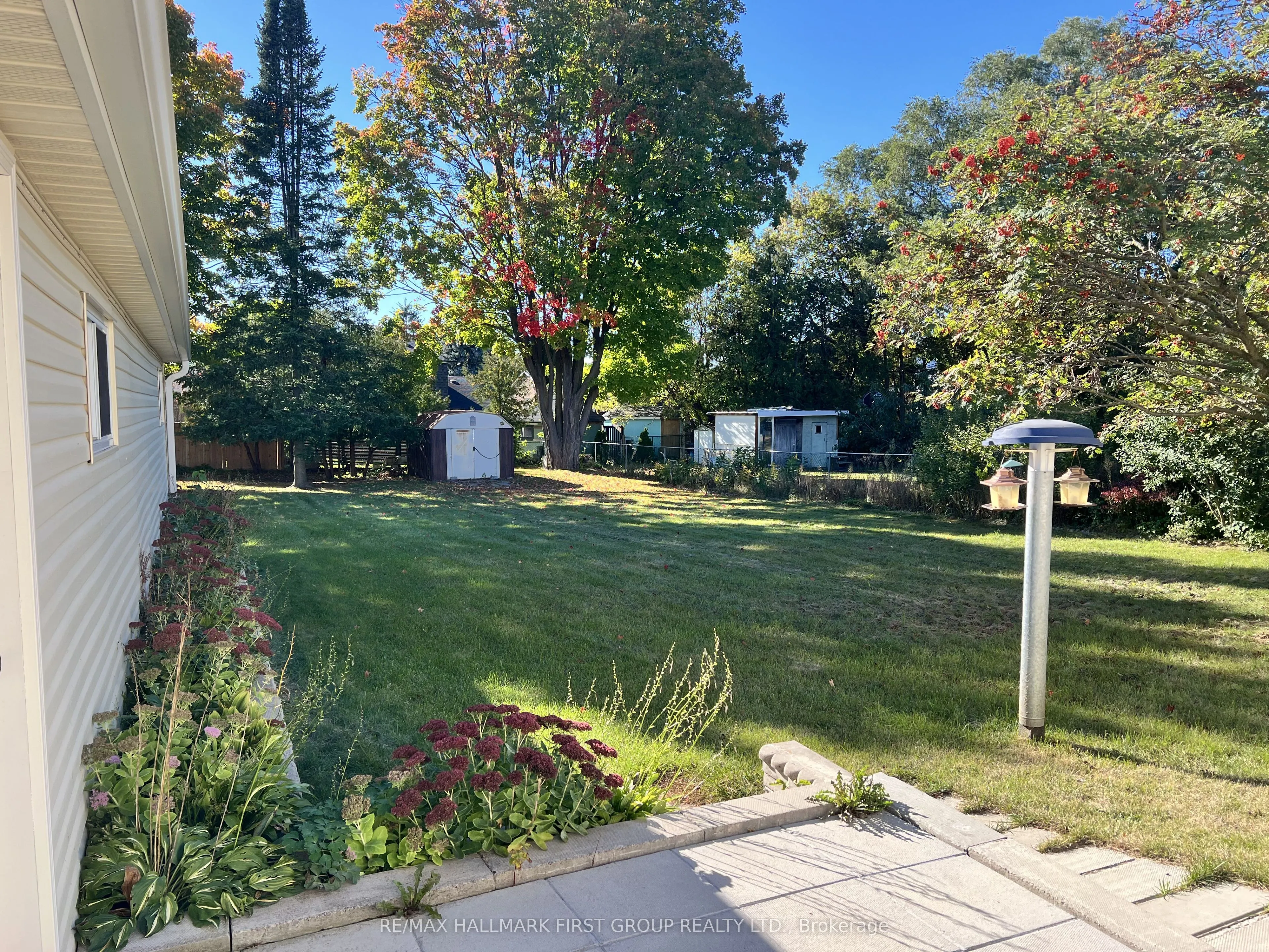1984 Glendale Drive