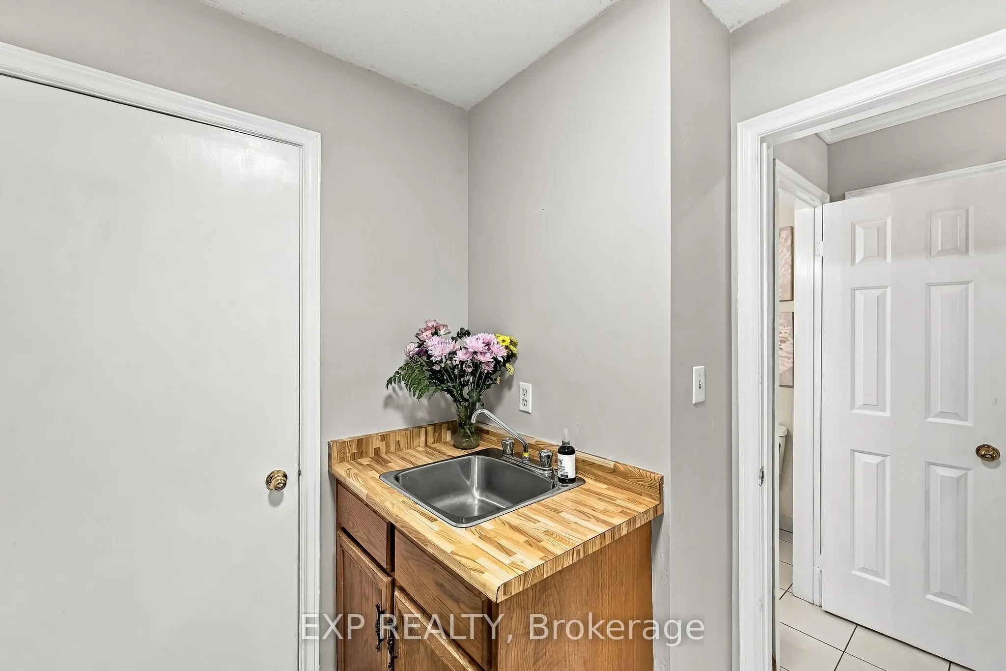 40 Orchard Park Drive