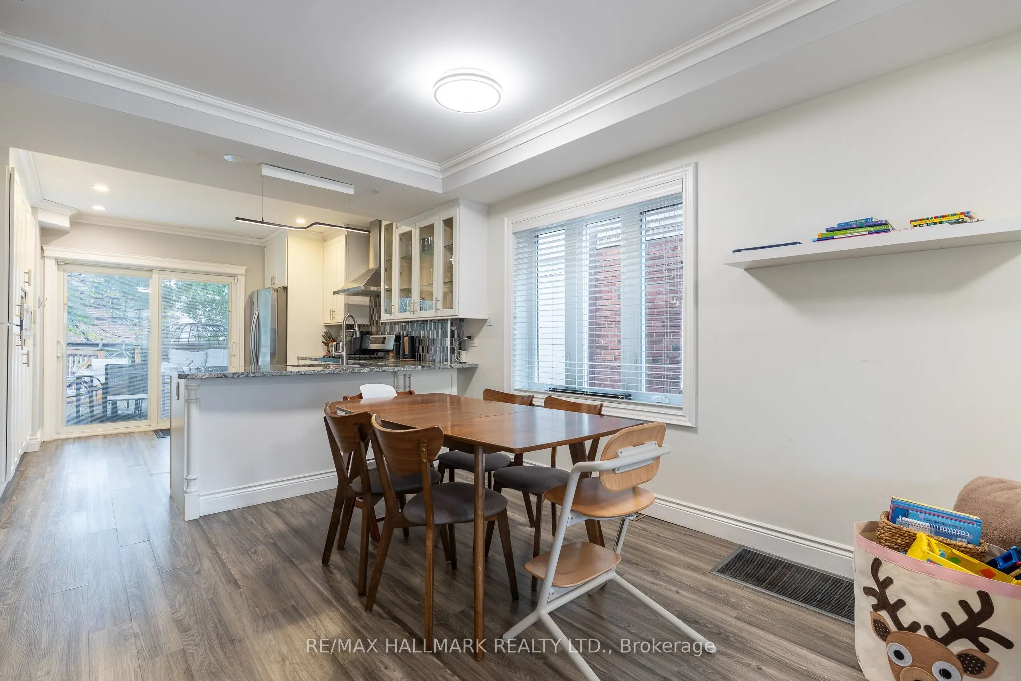122 Holborne Avenue
