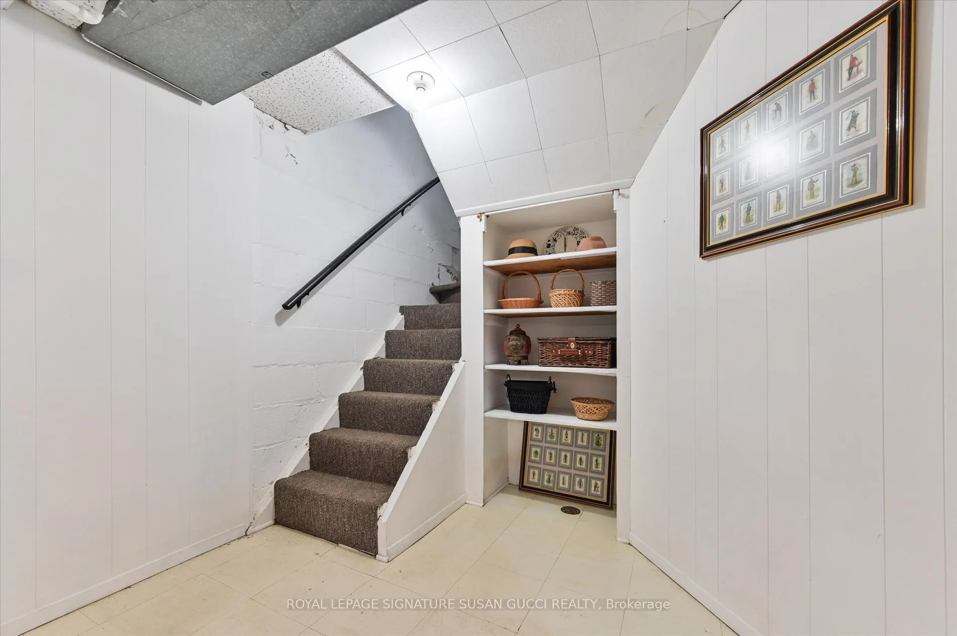 292 Glebemount Avenue