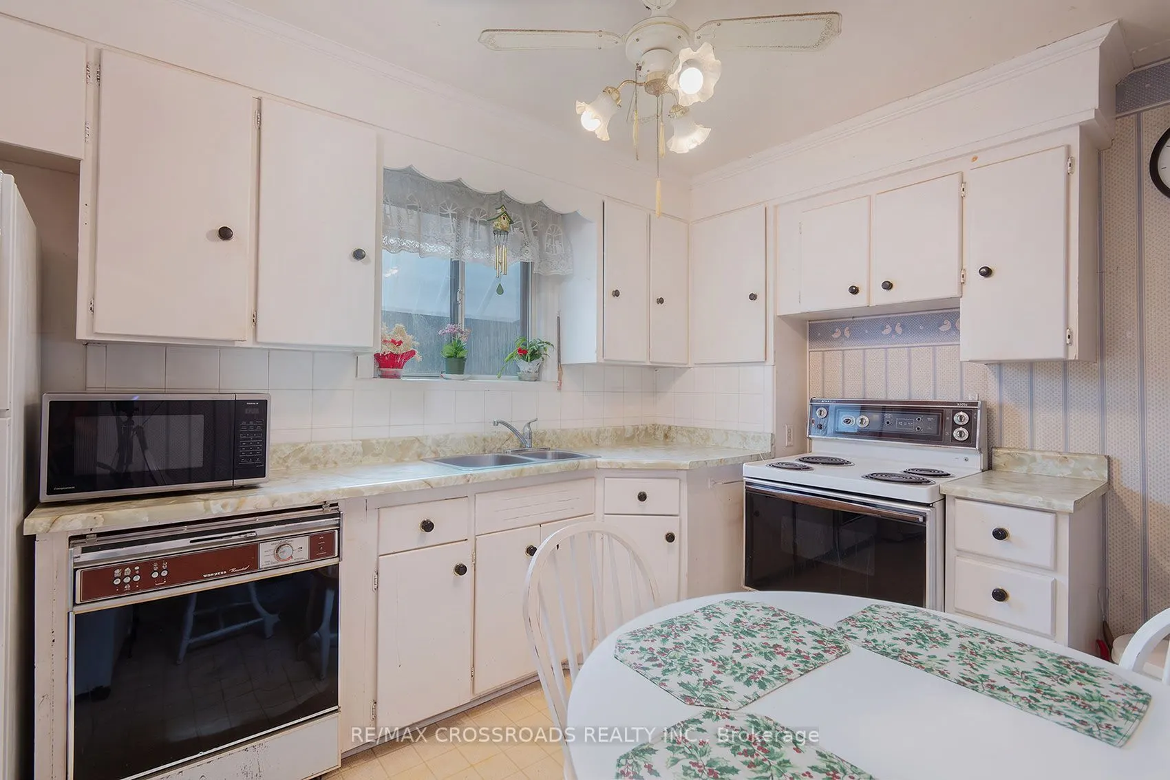 1028 Kennedy Road